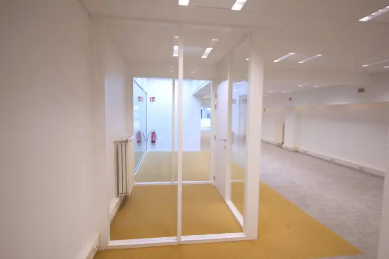 Kantoorruimte op de Markt van Deinze foto 6