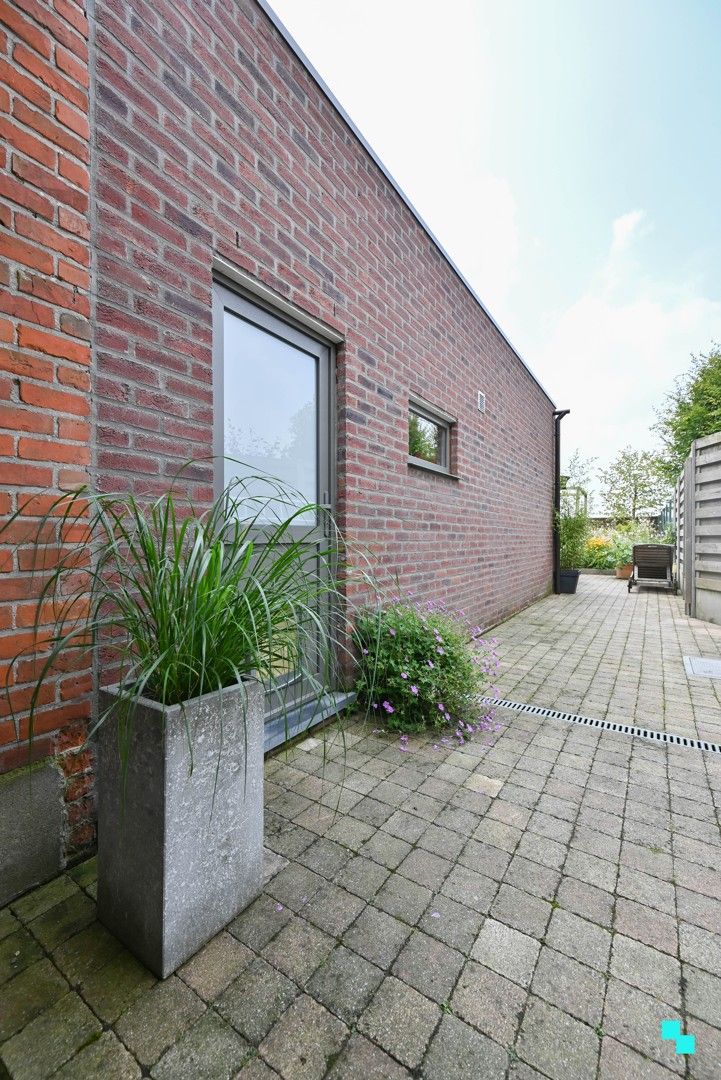 Landelijk gelegen instapklare woning te Izegem foto 28