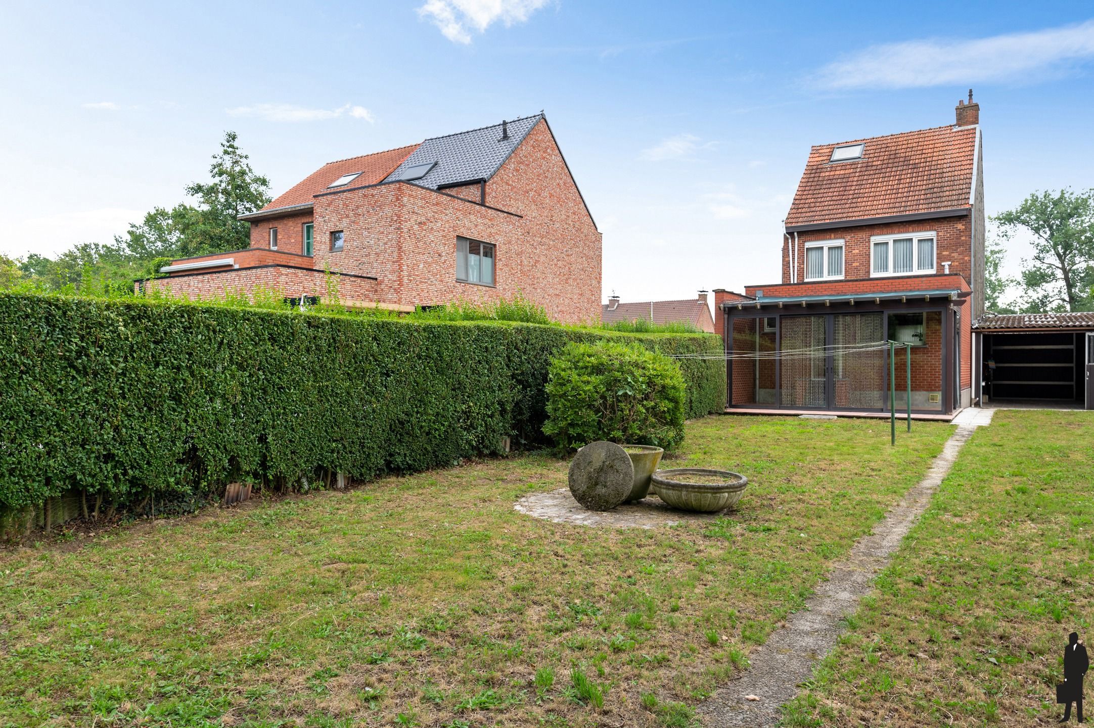 Te renoveren woning (mglk 3 slpks) op zeer leuke locatie met groen zicht foto 15