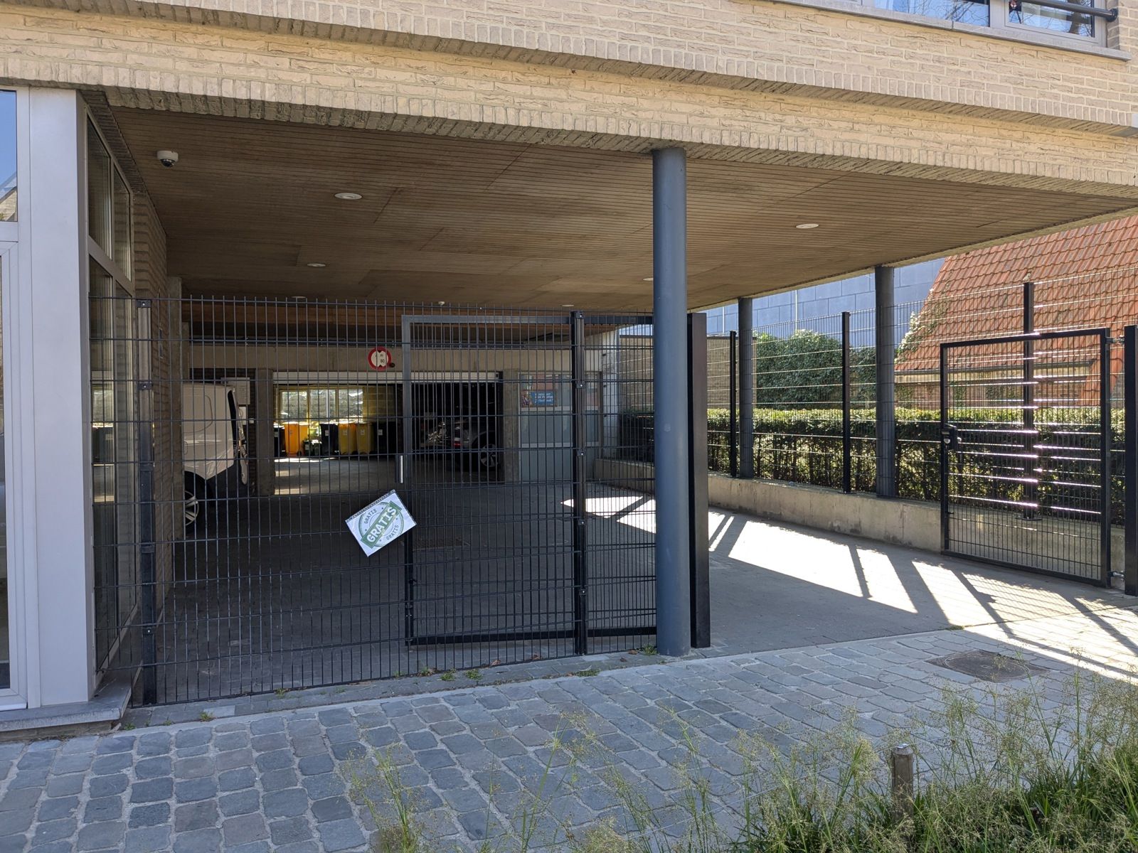 Grote 3 slaapkamer duplex met overdekt terras op topligging! foto 13