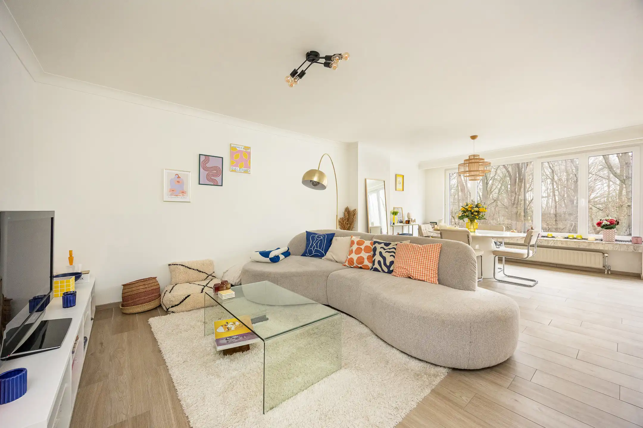 Gerenoveerd appartement nabij een groene omgeving foto 5