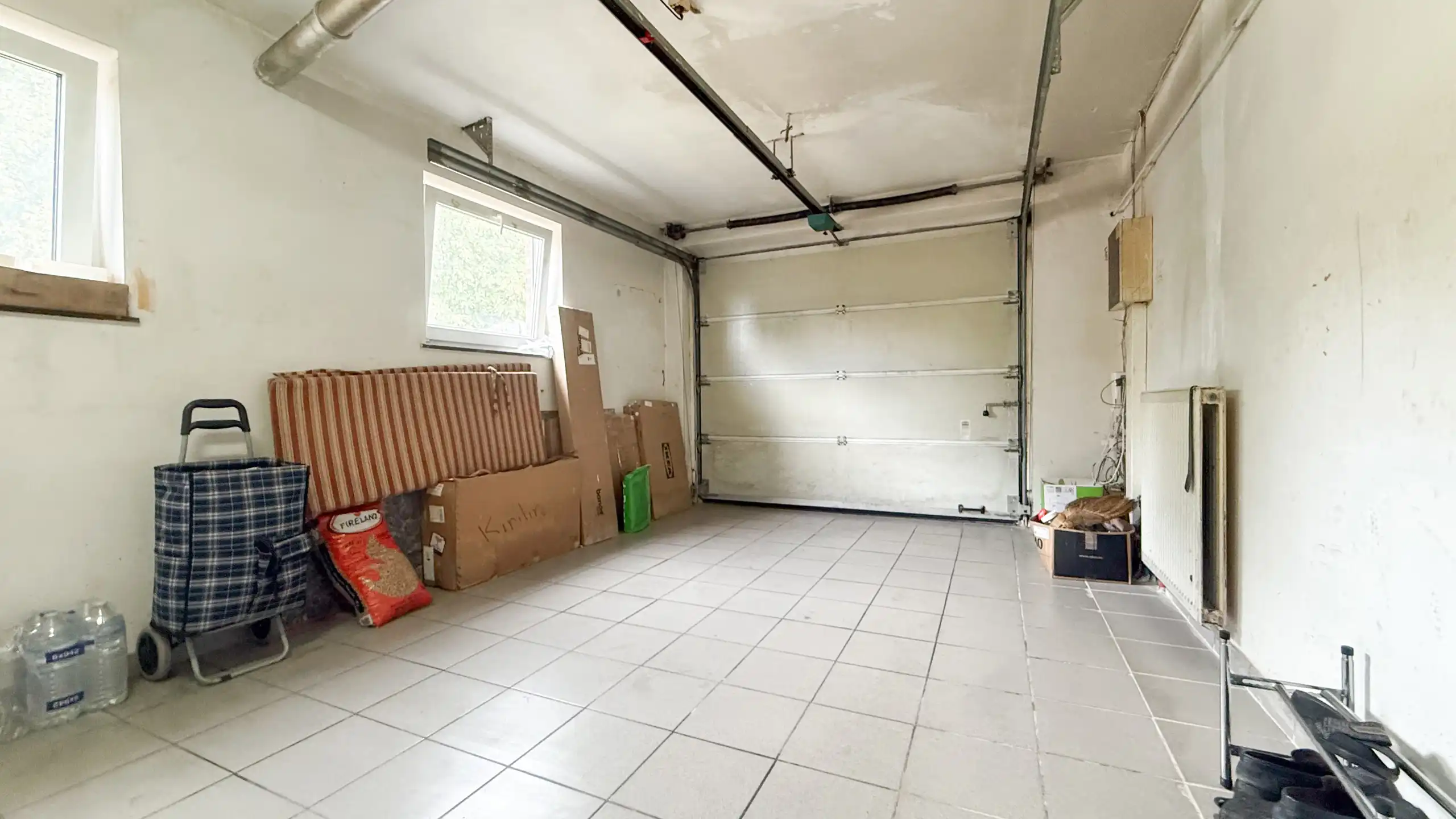 Halfopen woning met tuin, garage en 3 slaapkamers foto 11