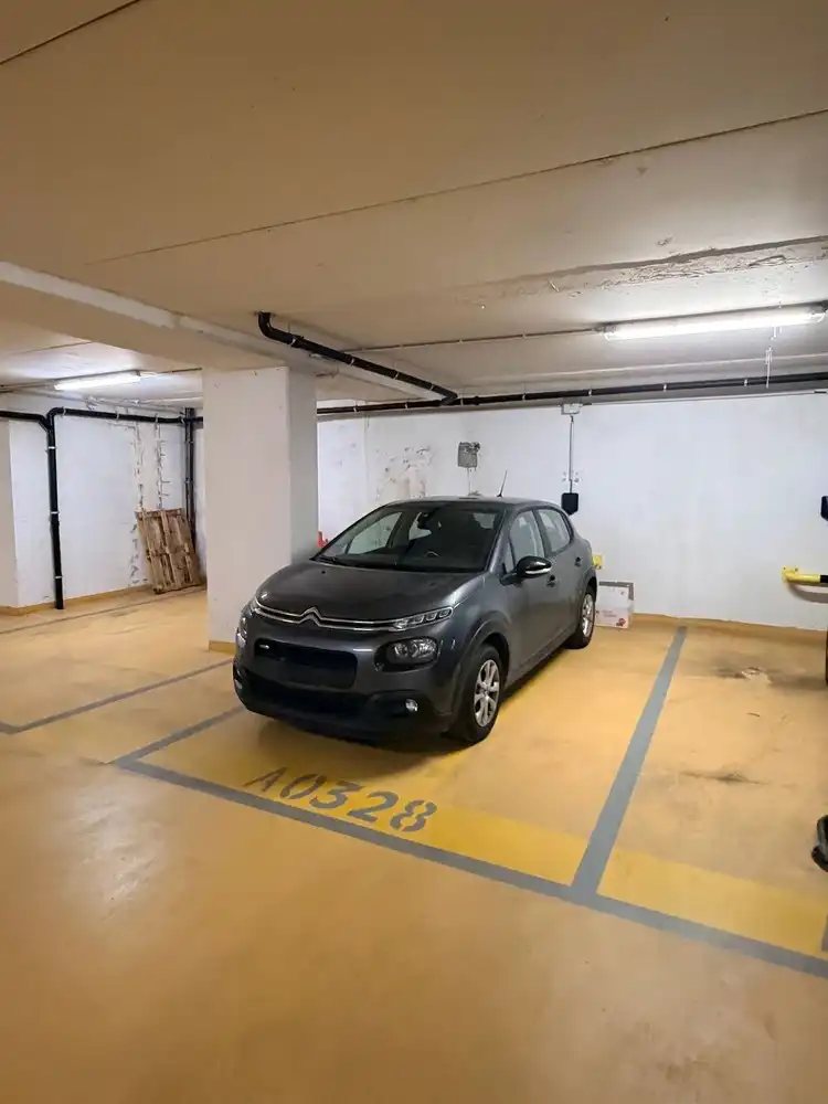 Centraal gelegen bemeubeld appartement MET autostaanplaats foto 15
