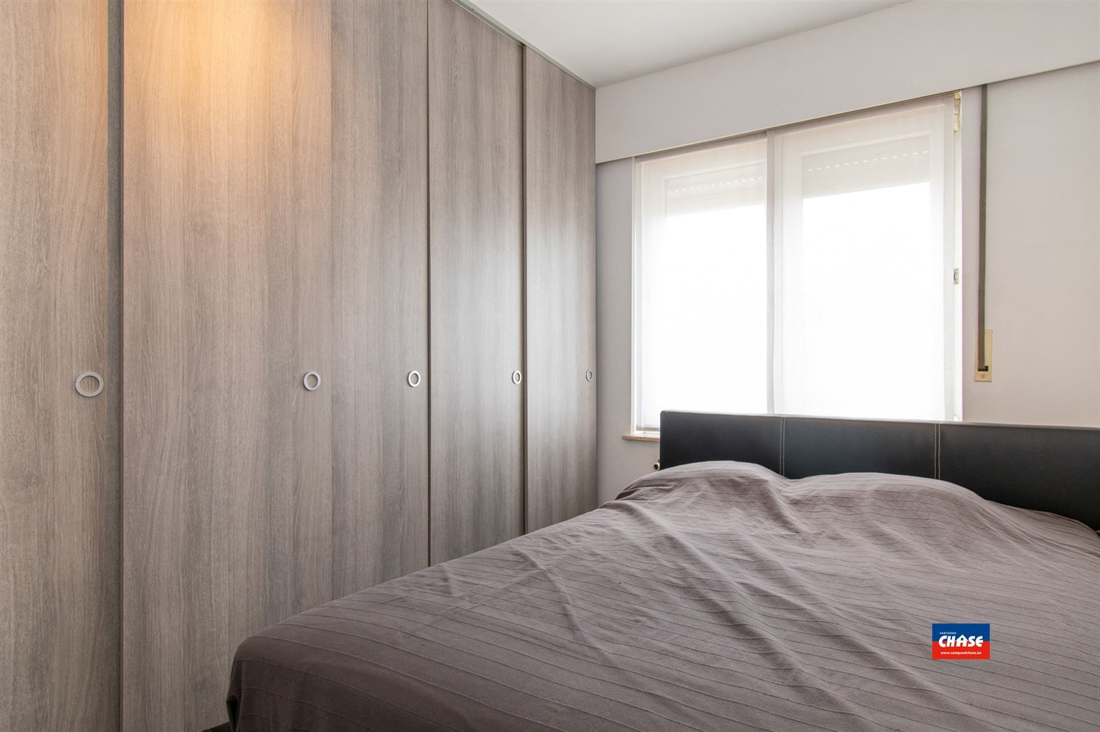 Verzorgd appartement met 3 slaapkamers, terras en ondergrondse autostaanplaats foto 10