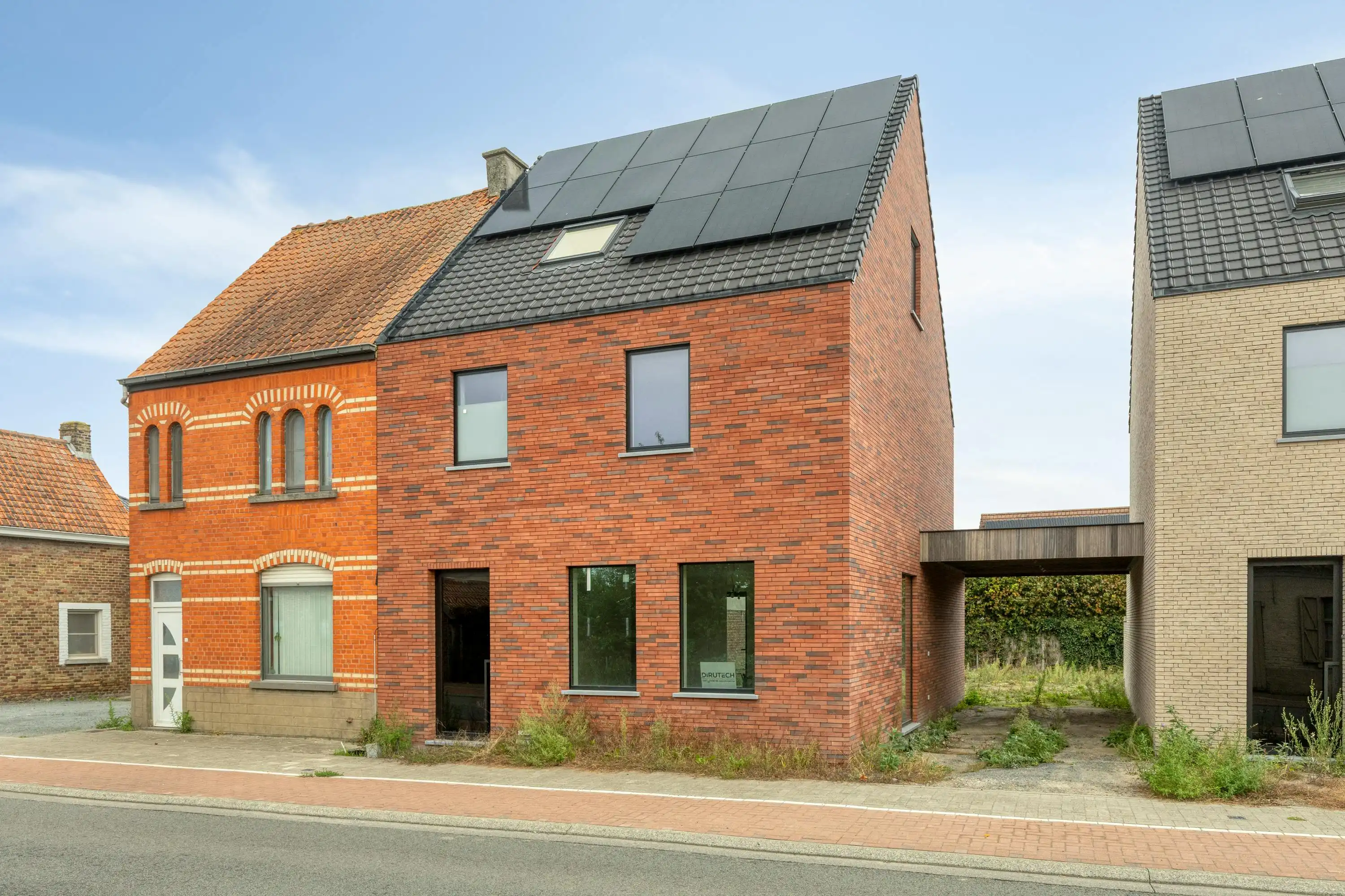 Ruime nieuwbouwwoning met 4 slaapkamers in Gavere  foto {{pictureIndex}}