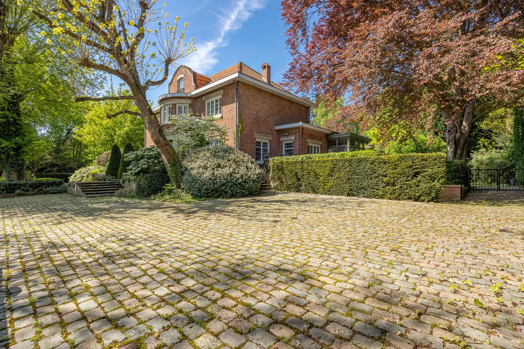 Charmante villa met zwembad op een mooi perceel  foto 40