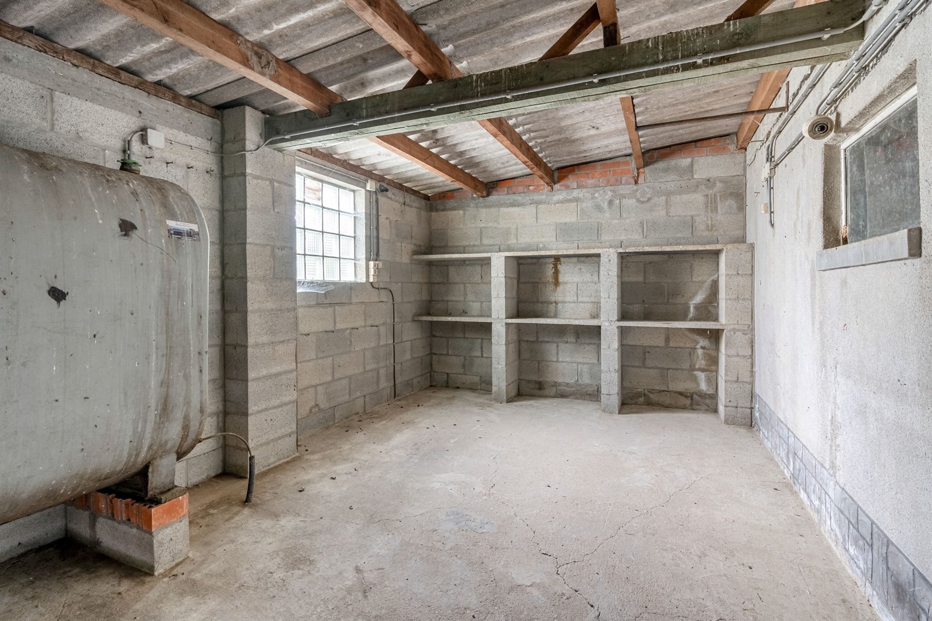 Renovatiewoning met tuin in groene omgeving. foto 21