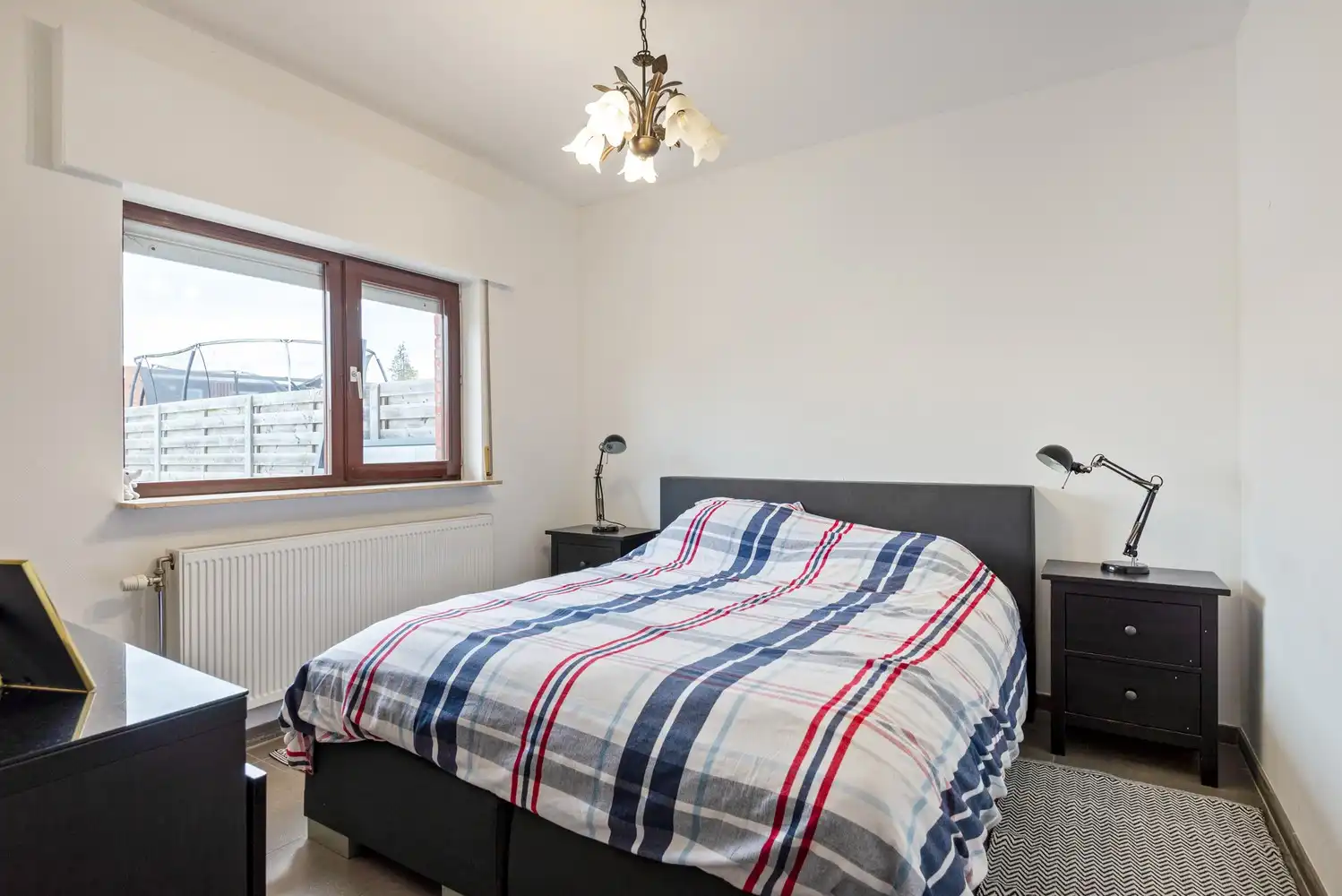 Tof gelijkvloers appartement met 2 slaapkamers, tuin en zwembad foto 8