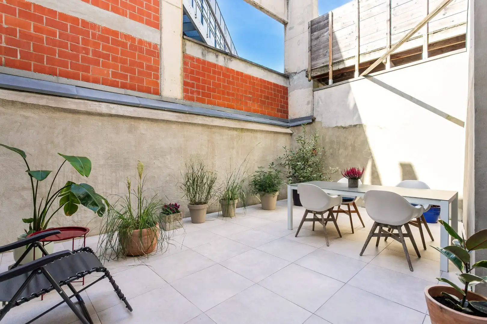 Karaktervolle woning met 3 slpk en terras te centrum Halle foto 12