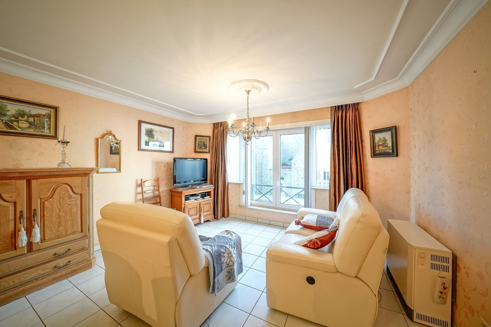 Rustig gelegen appartement met 1 slaapkamer en bureau/dressing nabij de winkelstraat foto 4