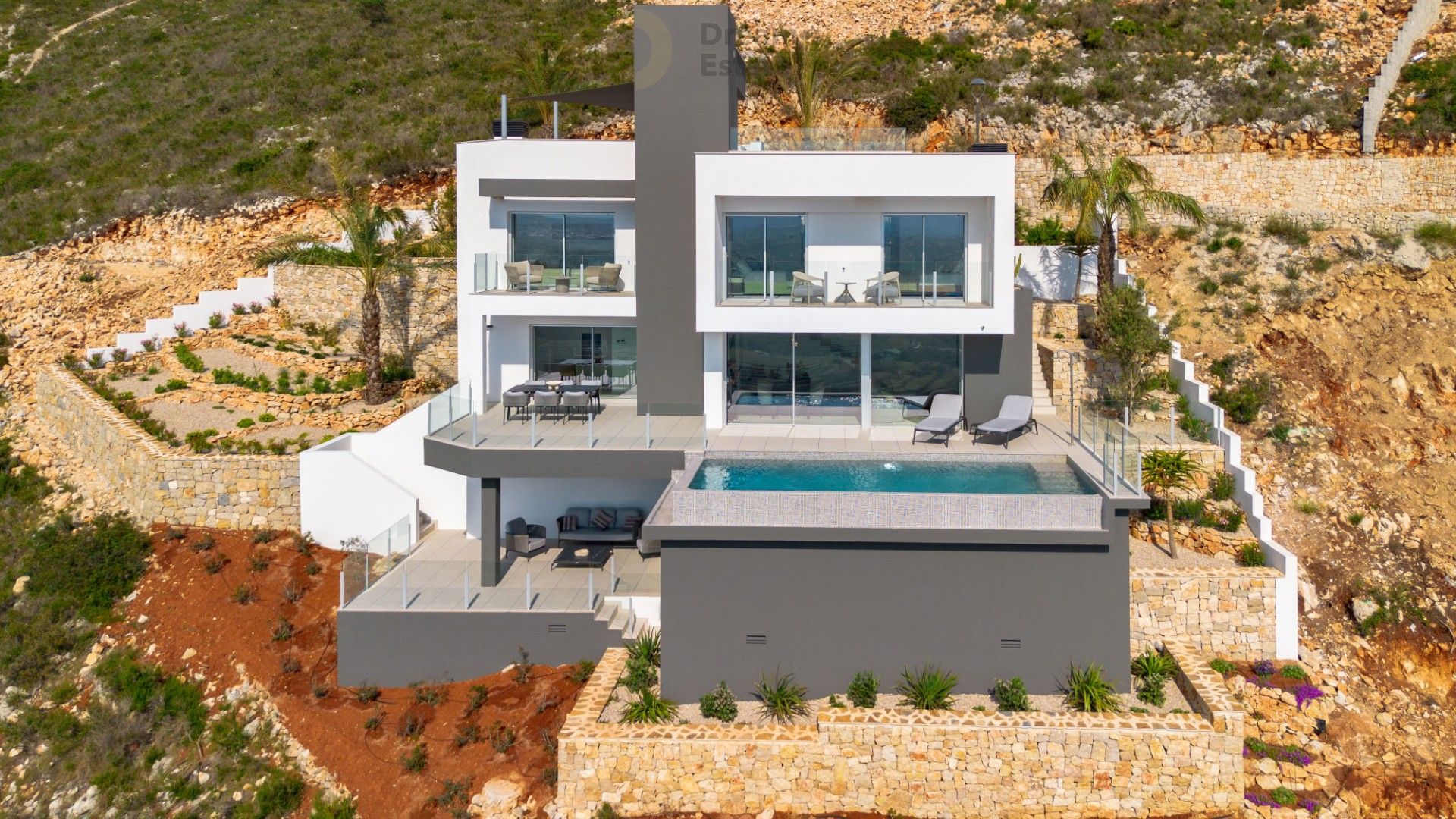 Exclusieve designvilla met panoramisch zeezicht in Cumbre del Sol, Waar architectuur, natuur en luxe samensmelten foto 26
