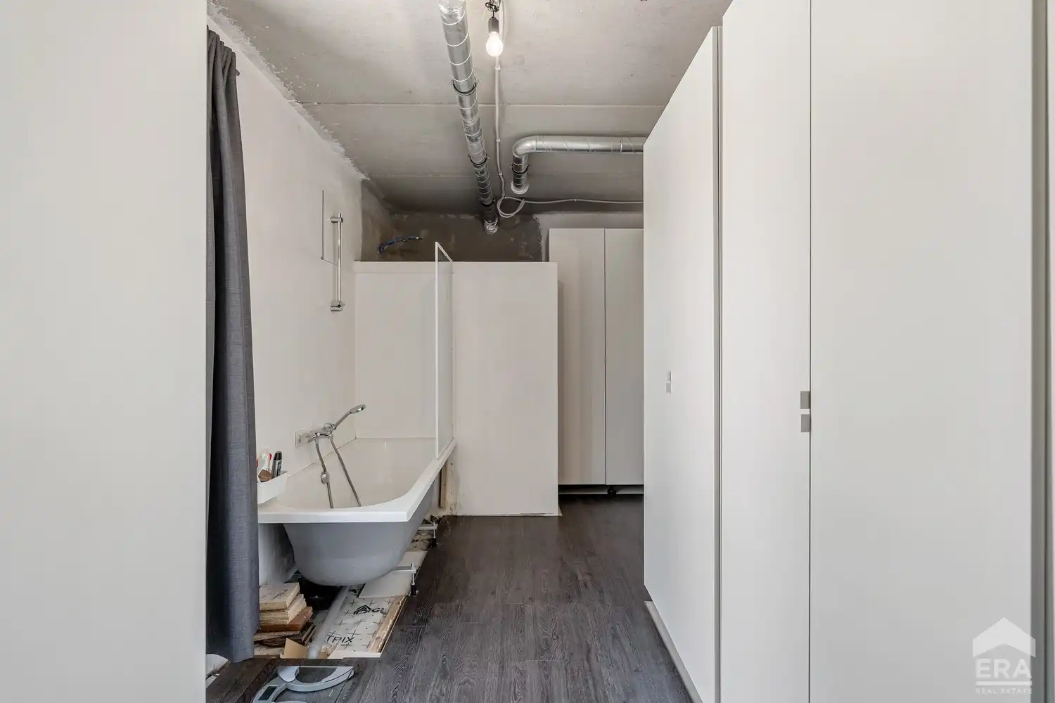 kantoor/praktijk met woonst foto 35