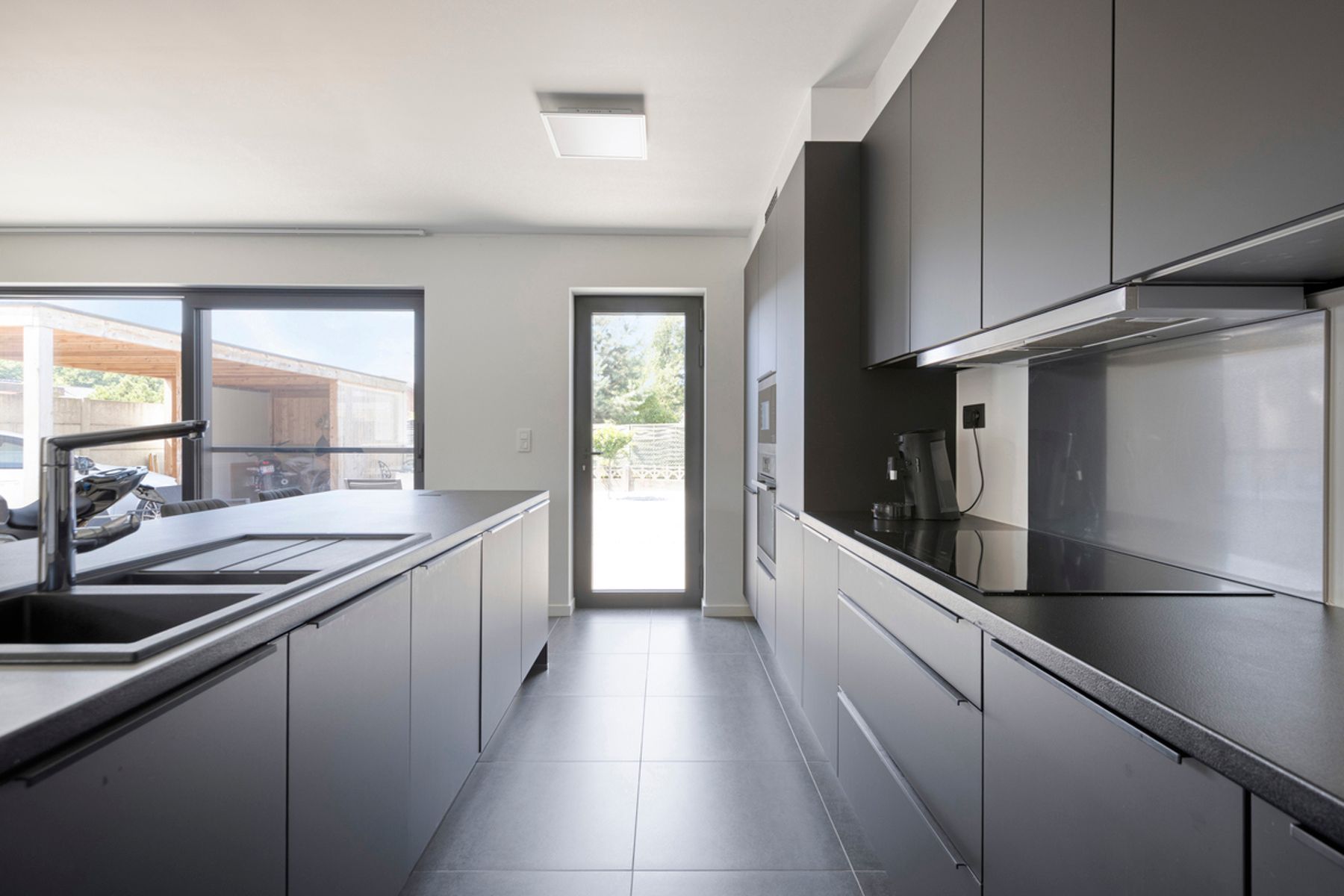 Nieuwbouwwoning ZONDER BTW met tal van materiaal inbegrepen (registratierecht 2%) foto 15