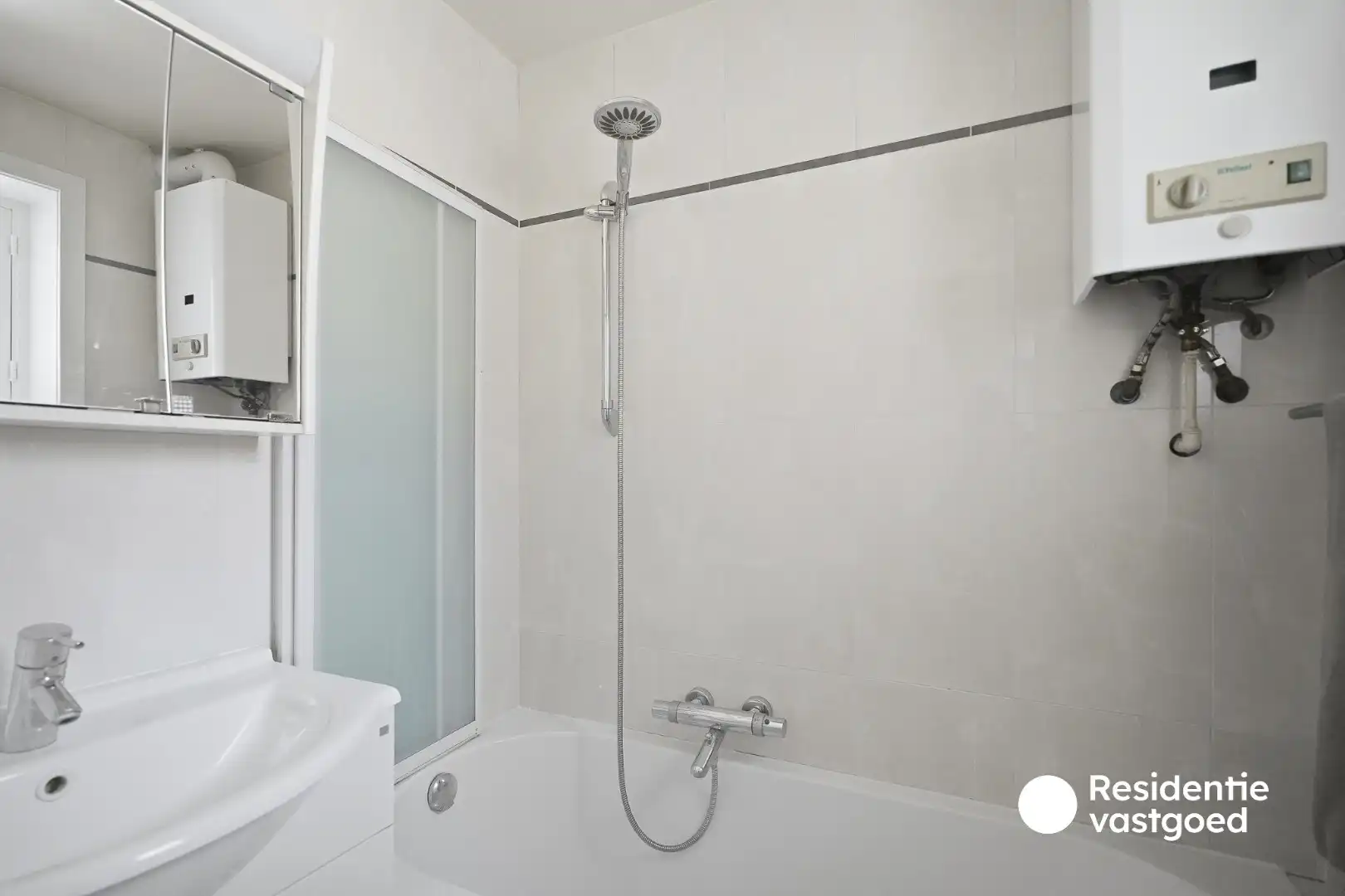 Charmante stadswoning met garage en 2 slaapkamers foto 8