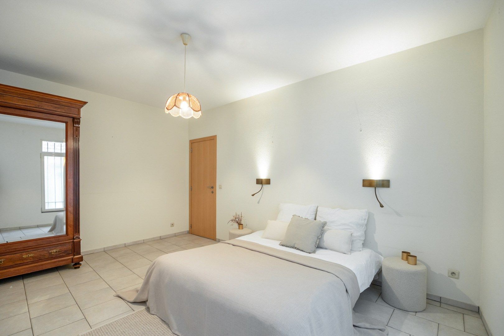 Ruime riante woning met garage in het historische centrum! foto 12