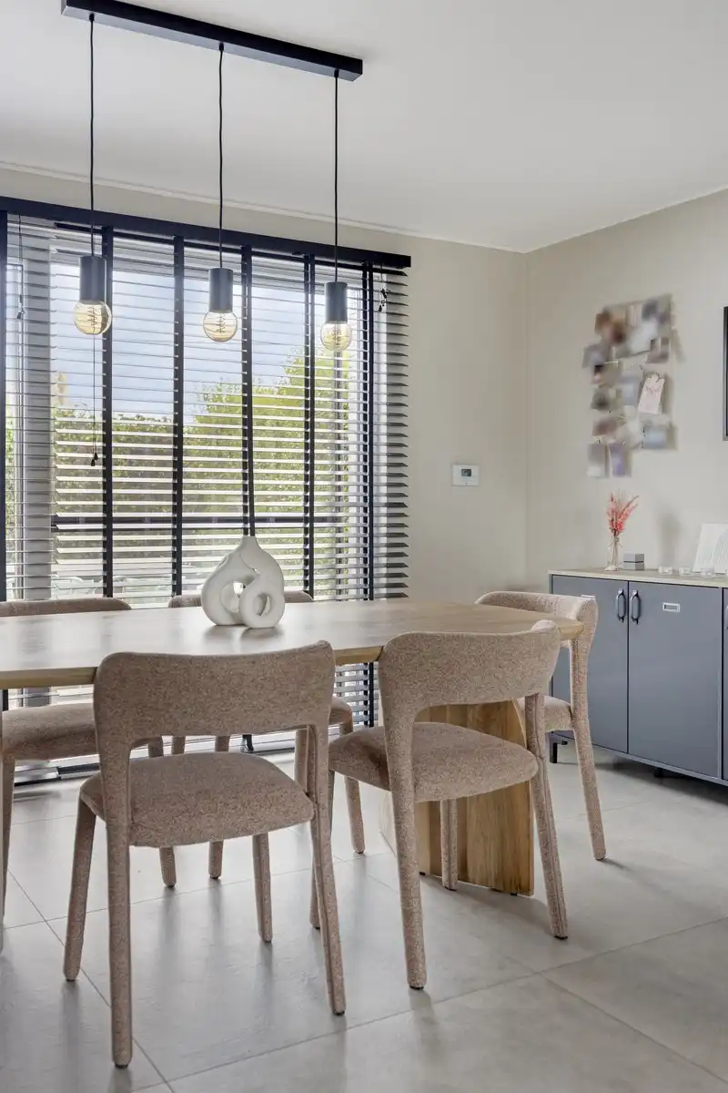Halfopen bebouwing met 3 slaapkamers, tuin en garage foto 14