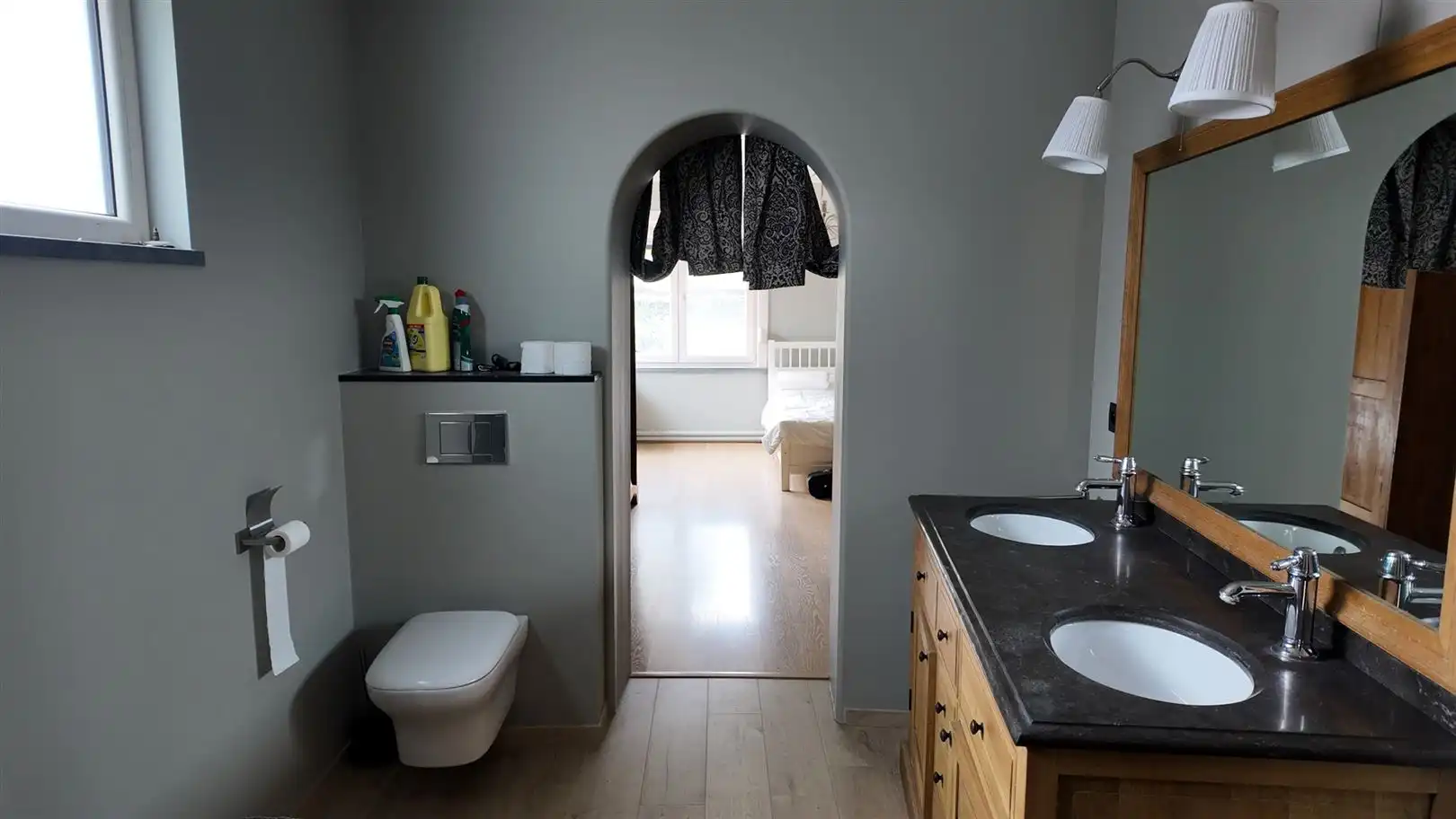 Ruime karakterwoning met praktijkruimte foto 16