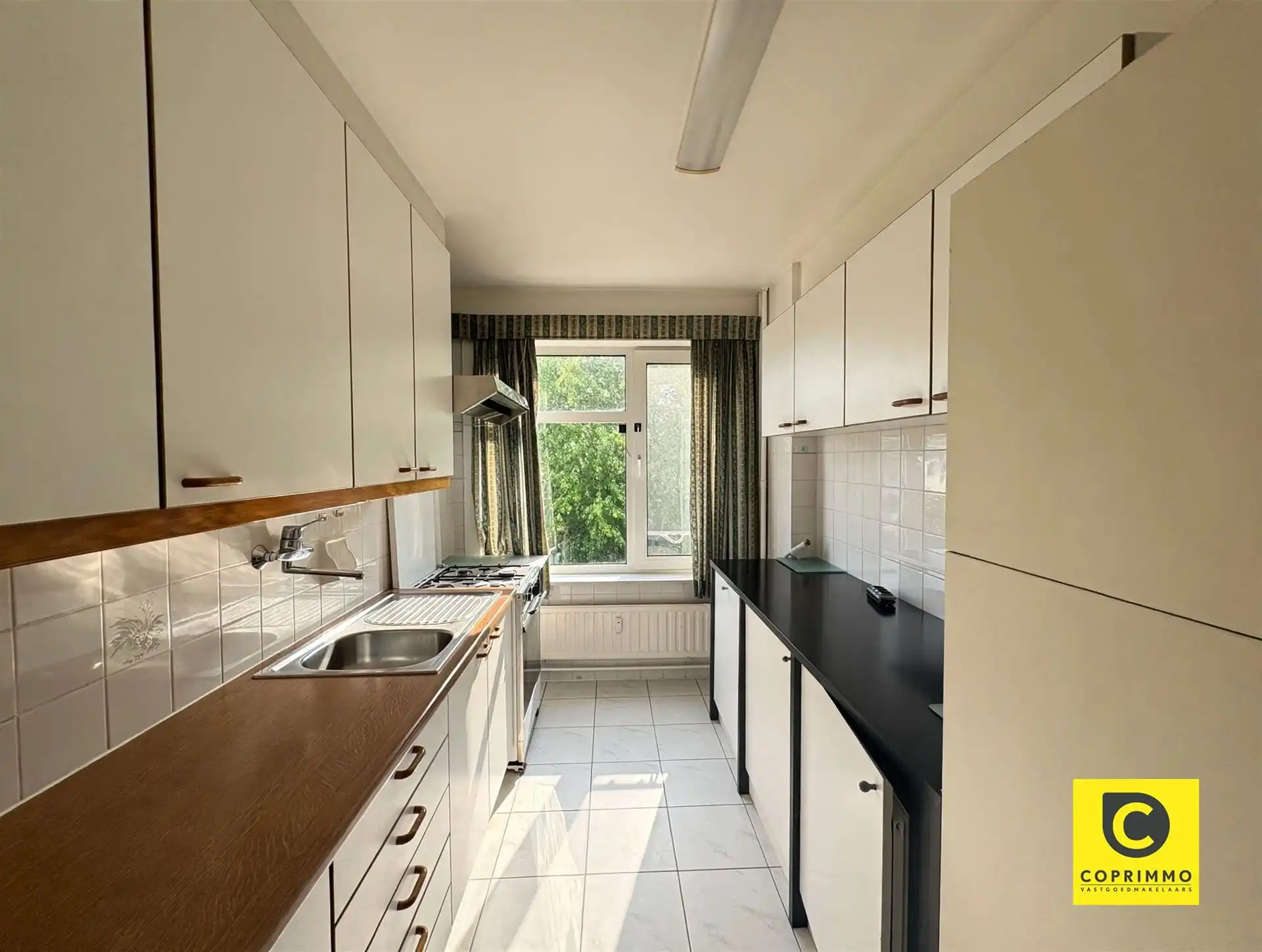Ruim 3 slk appartement met terras te Berchem!  foto 8
