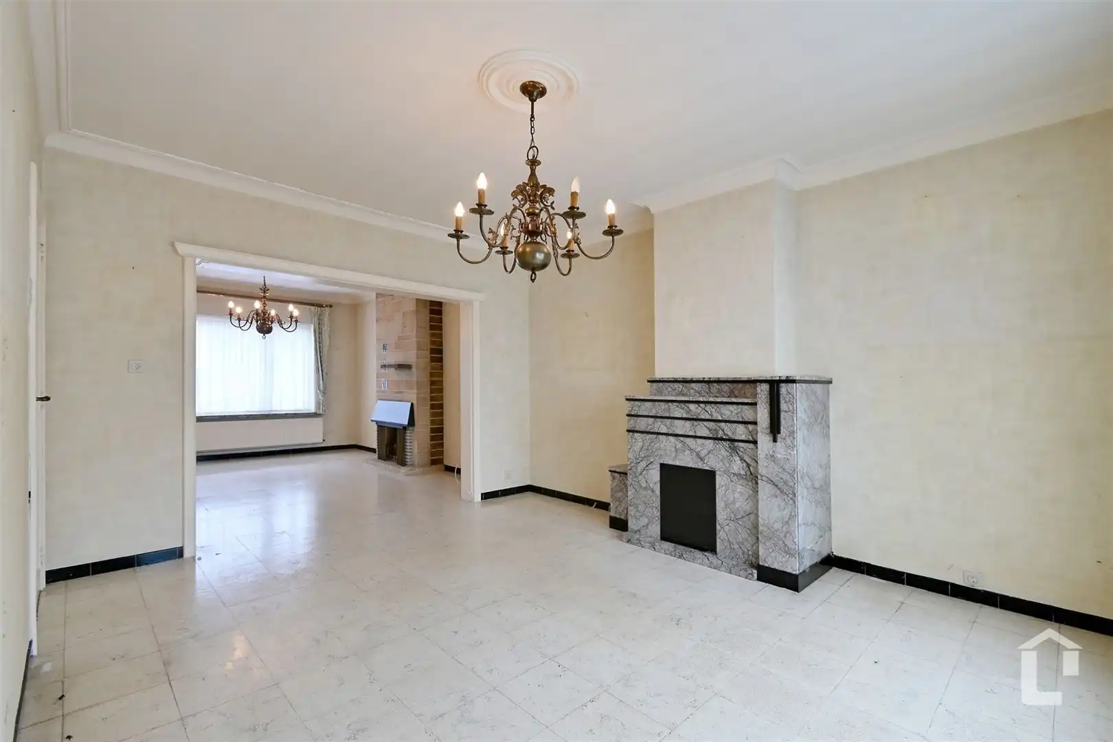 Te renoveren woning met veel potentieel nabij Zottegem foto 4