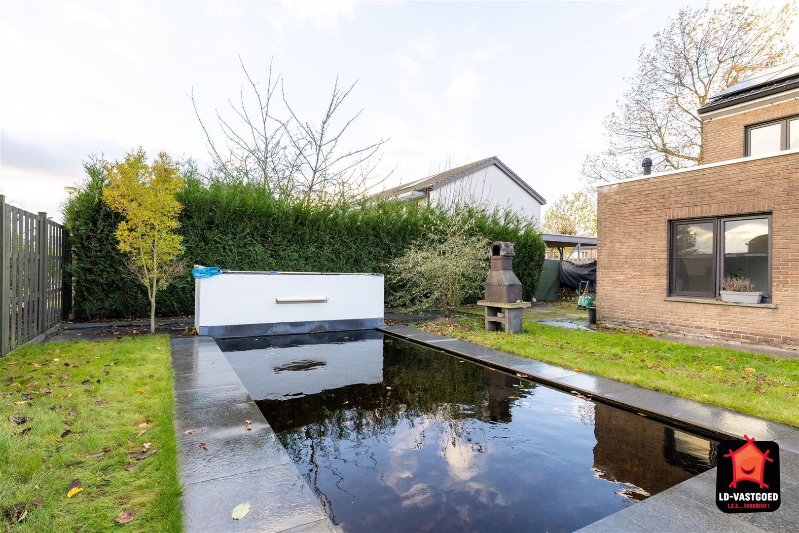 Ruime woning met zwemvijver foto 6