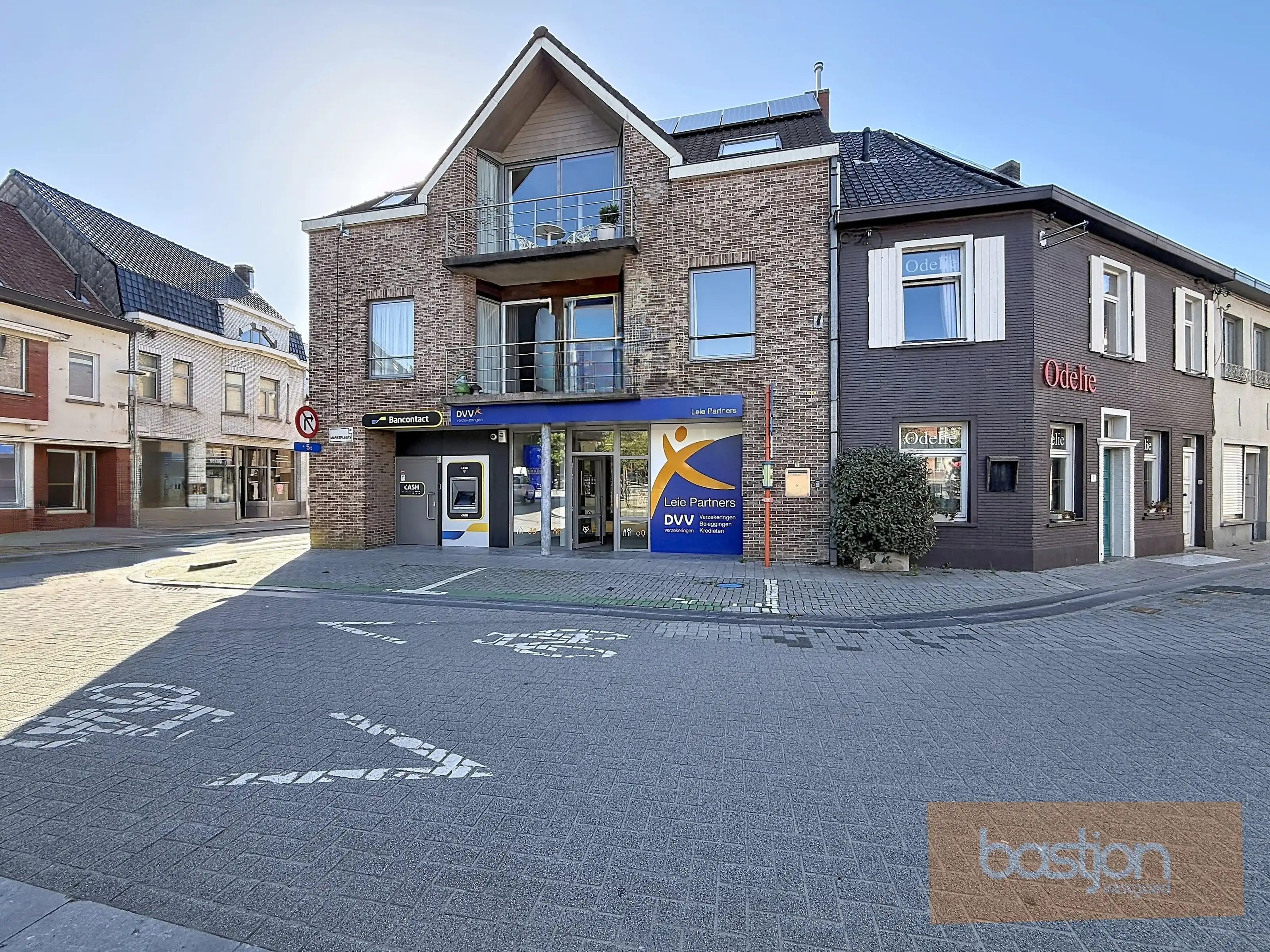 Appartement te huur met zicht op Markeplaats foto {{pictureIndex}}