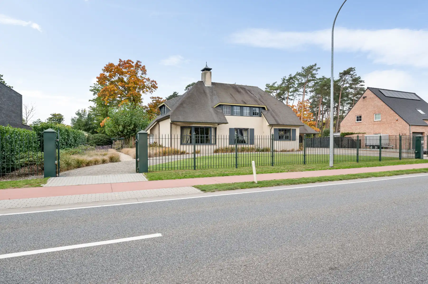 Villa met 5slk en binnenzwembad op 2090m²  foto 35