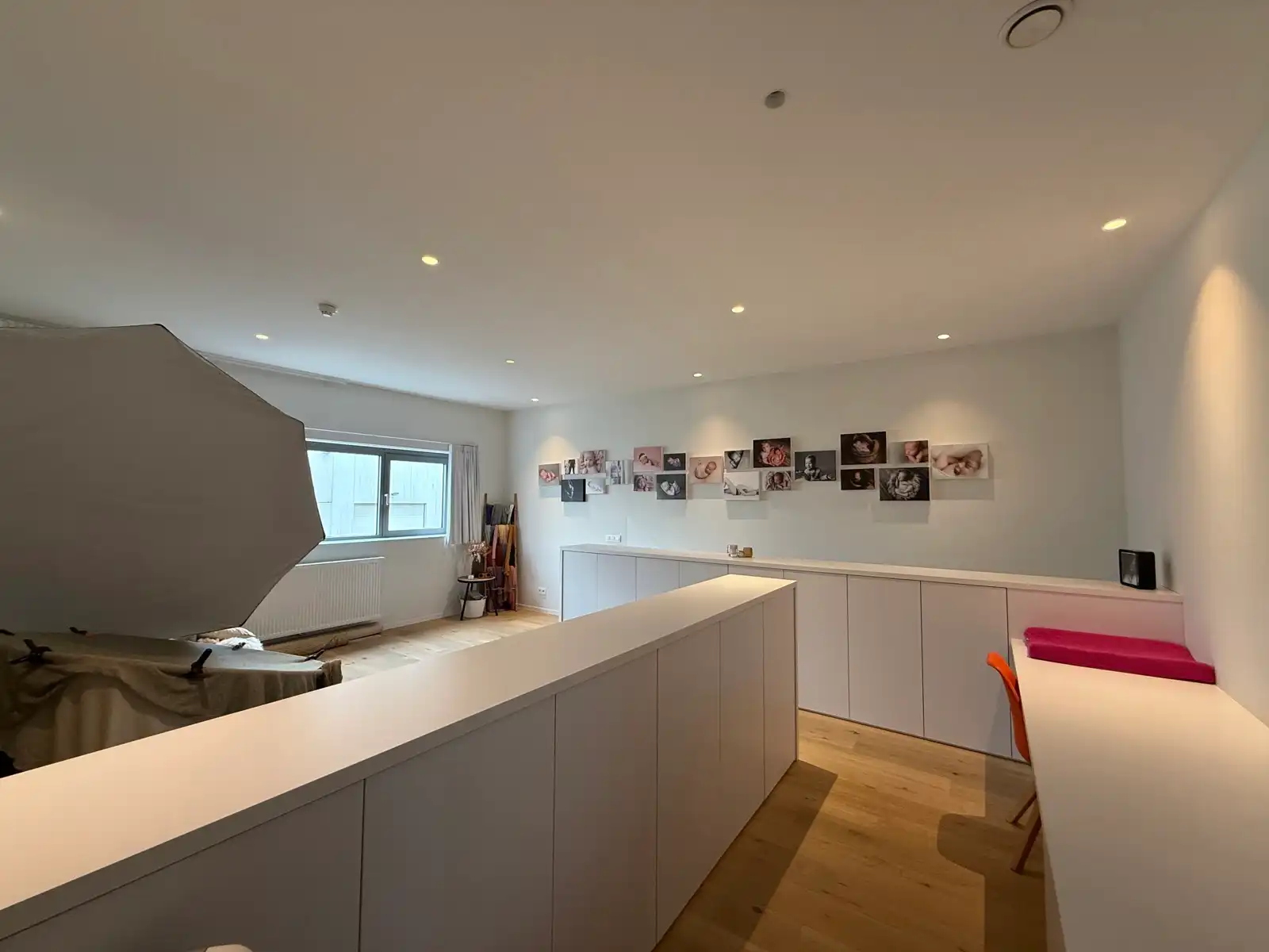 Perfect afgewerkt industriepand met kantoor en loods foto 14