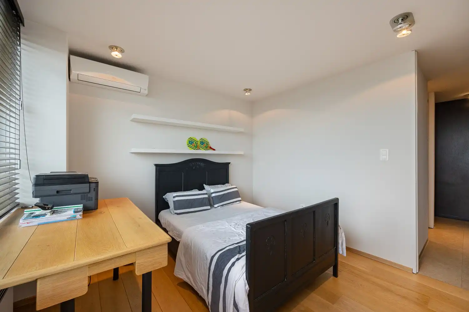 Fantastische energiezuinige penthouse (EPC B!) aan de Nationale Bank met 2 slaapkamers en 2 badkamers, zalig terras 20m², ruime kelder en 2 optionele garages foto 35