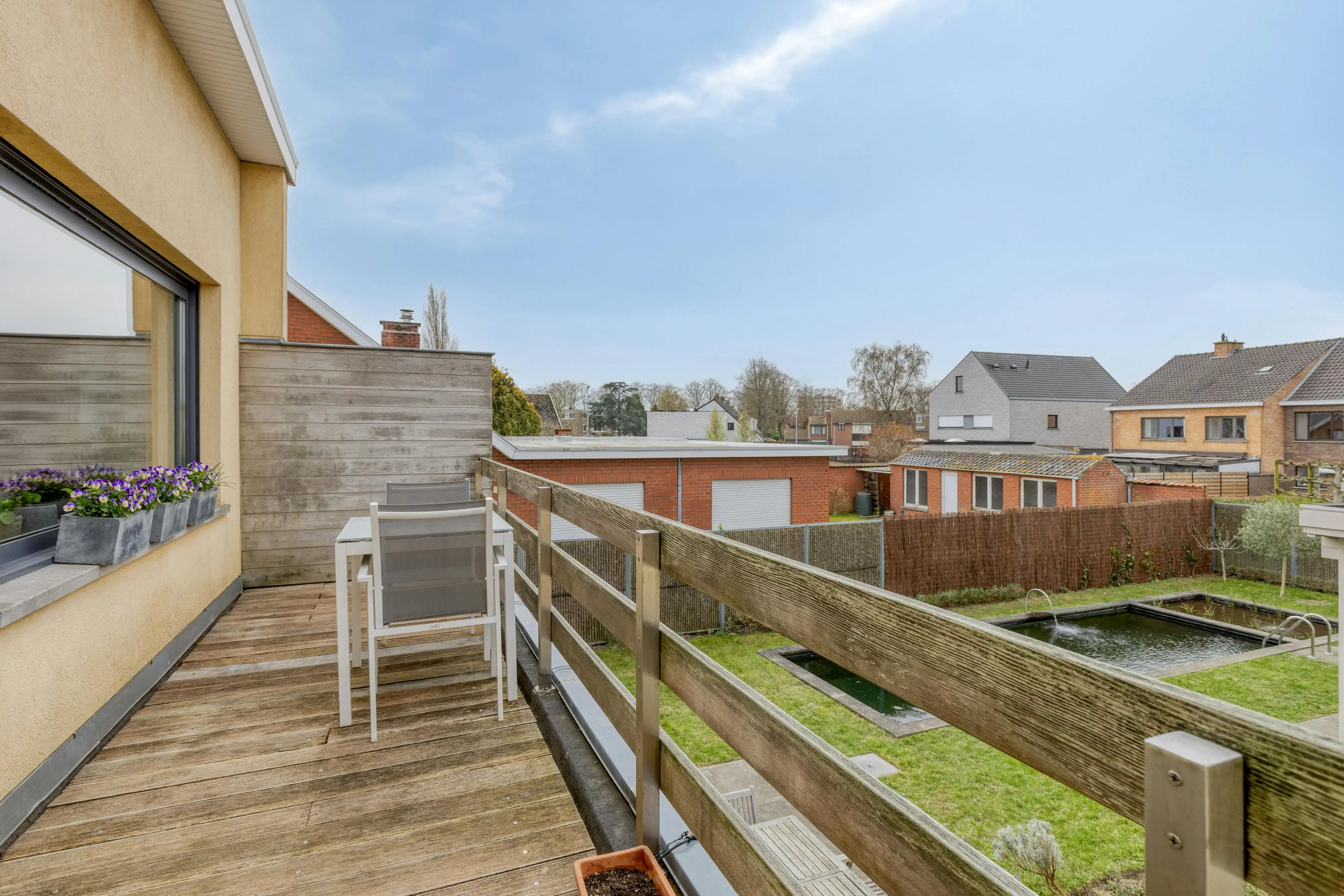 Halfopen woning te koop in doodlopende straat te St-Michiels foto 10