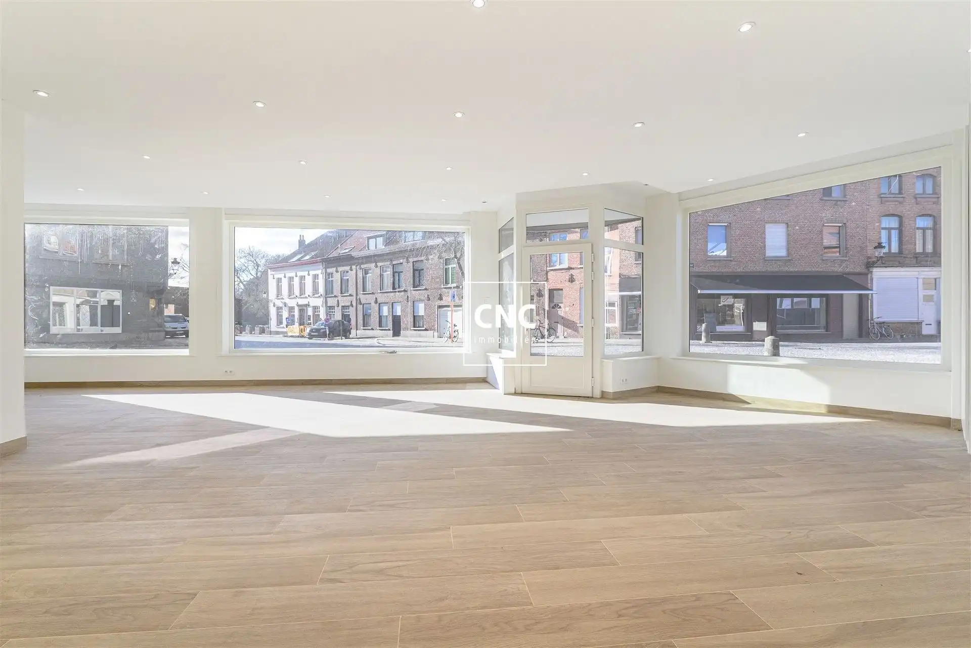 Handelspand met woonst op toplocatie in centrum van Brugge foto 4