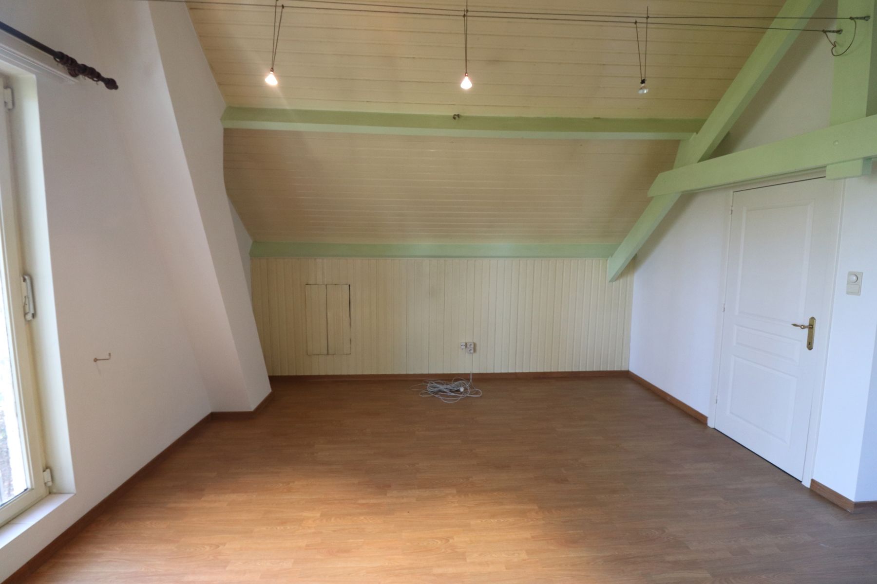 Charmante villa met 5 slaapkamers op een perceel van 1.785m² - Gelegen in een rustige en kindvriendelijke verkaveling. foto 20