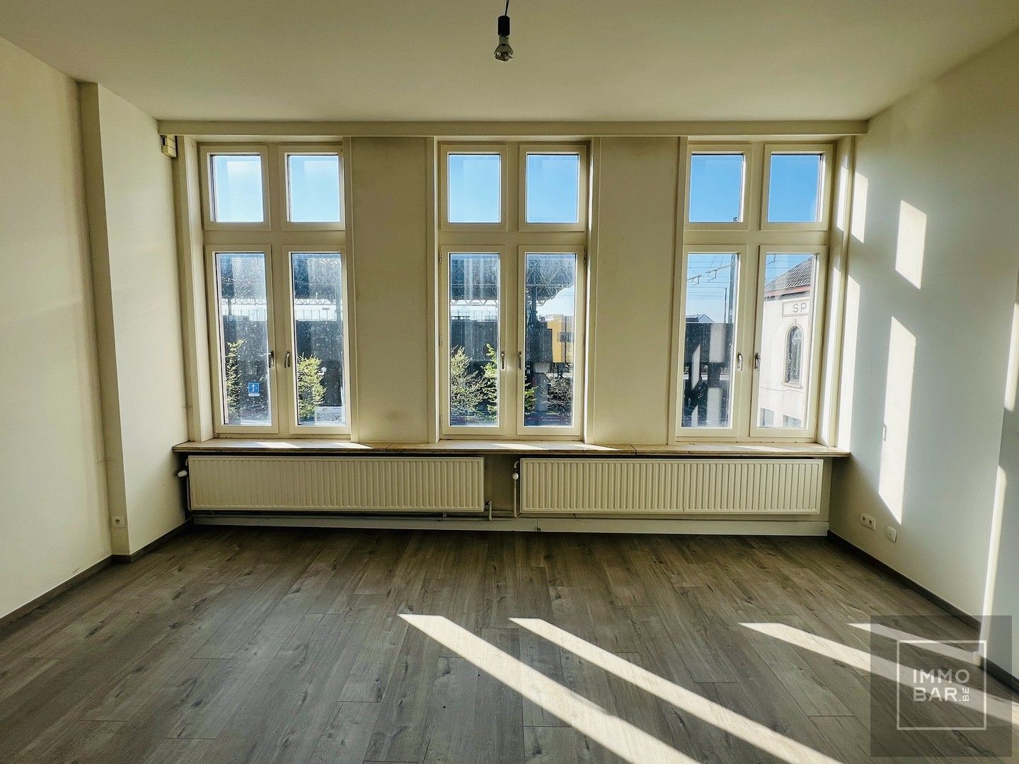 Authentiek handelspand met appartement. foto 11