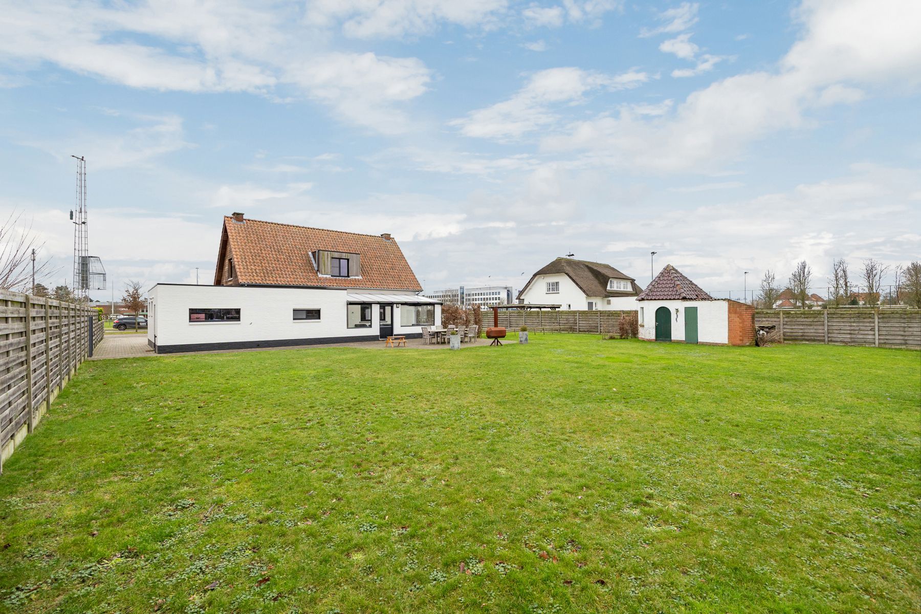 Charmant huis met tuin, terras en vernieuwde afwerking! foto 43