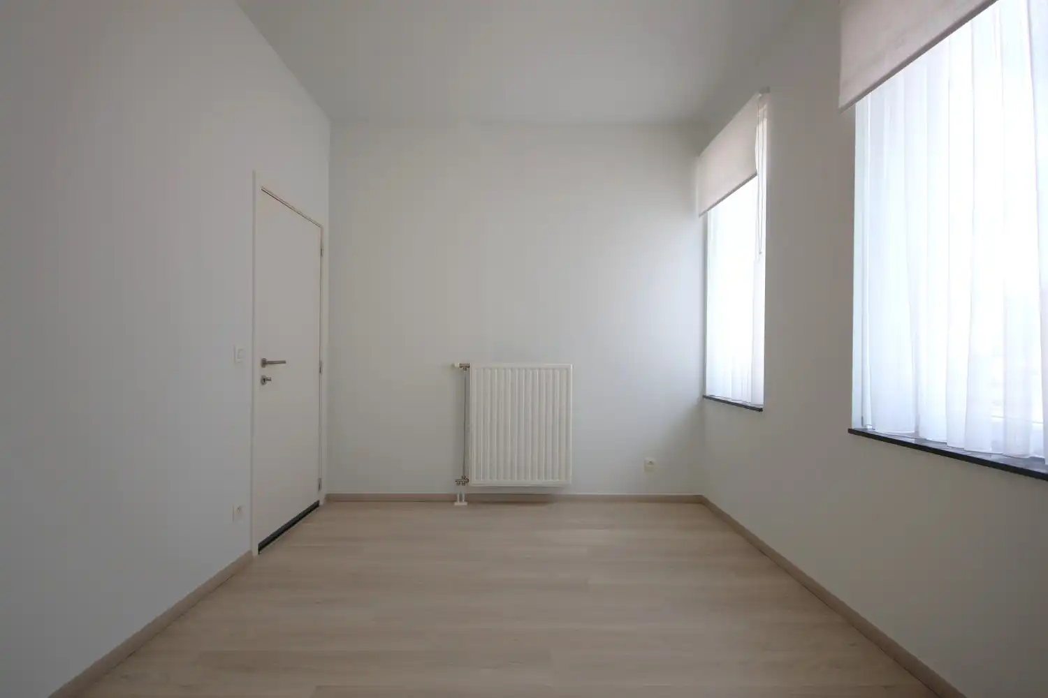 Modern gelijkvloers appartement met 2 slaapkamers en groot terras foto 8