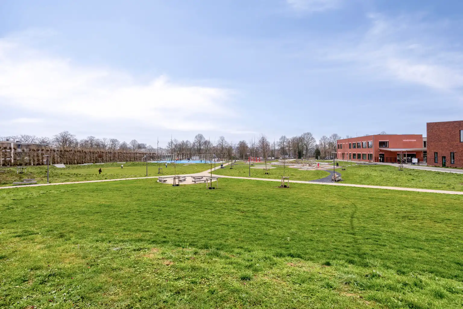 2-slaapkamer appartement in een kleinschalig gebouw foto 19