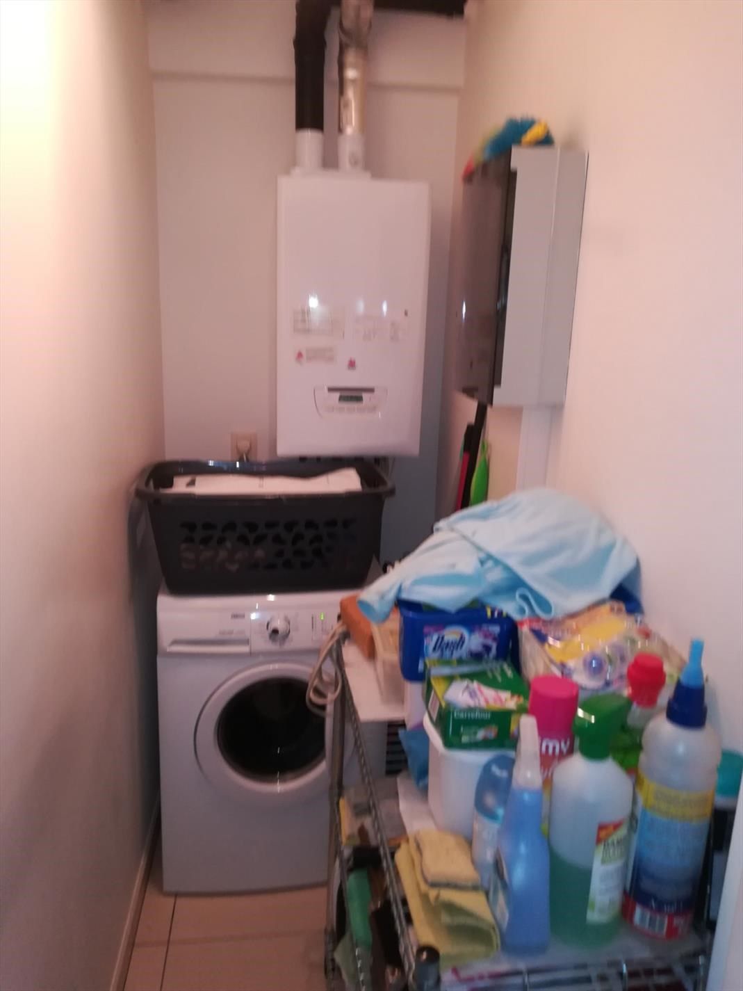 Ongemeubeld appartement met 1 slaapkamer en terras foto 7