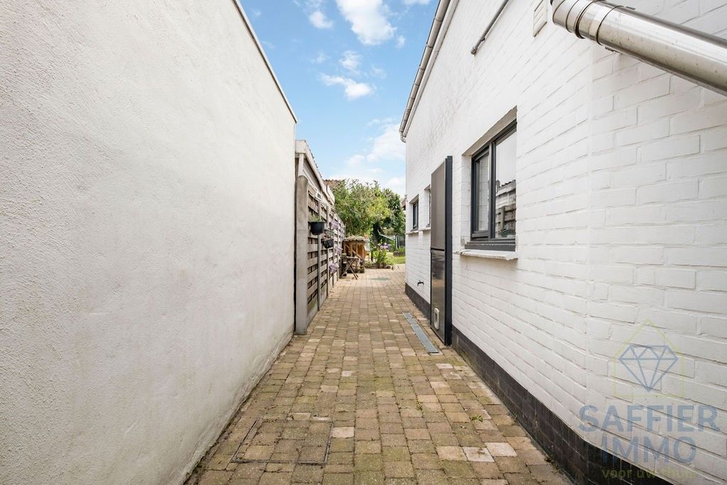 Gezellige woning te koop in Oostkamp foto 7