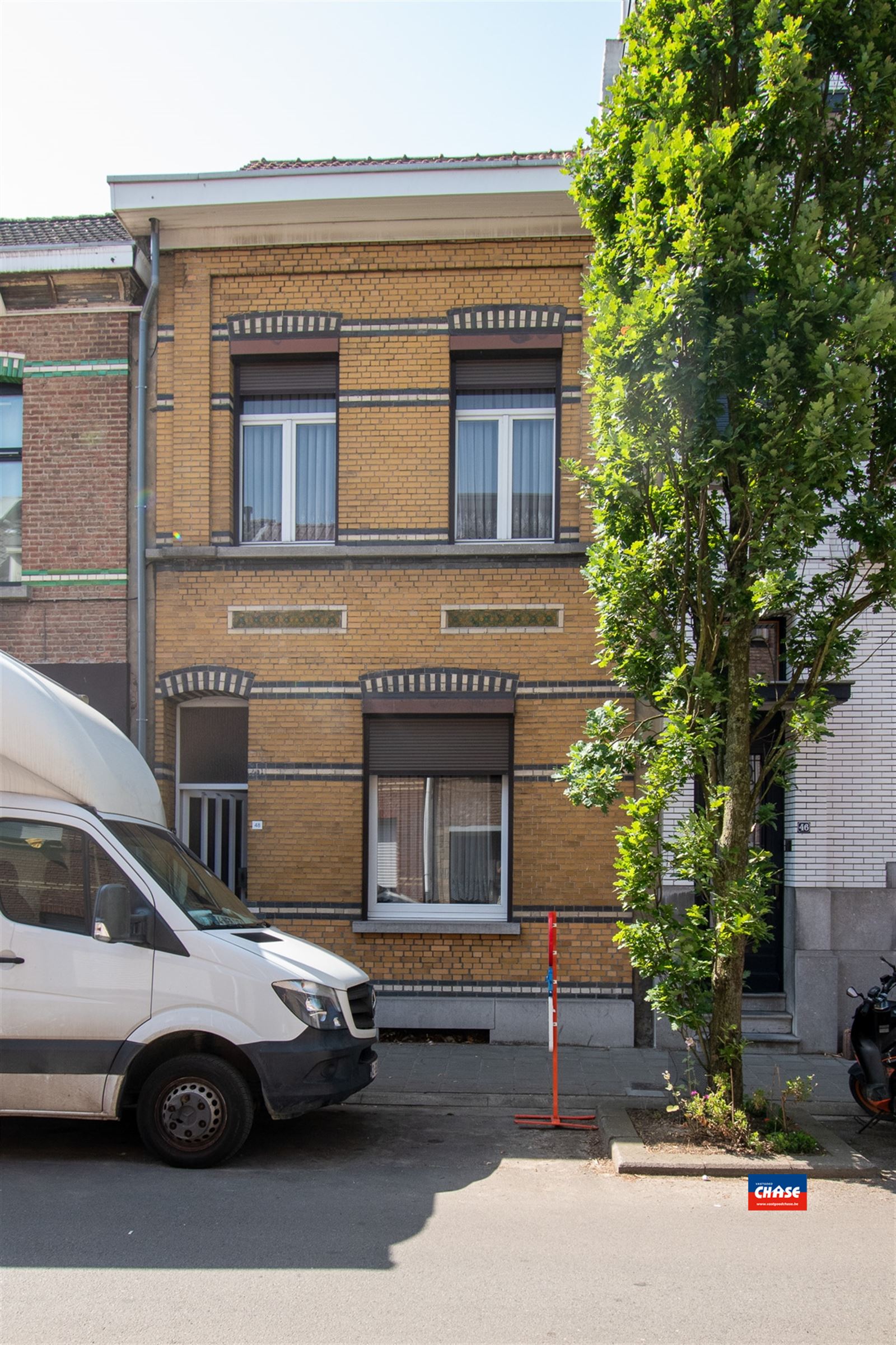Rijwoning met 4/5 slaapkamers en tuin foto 16