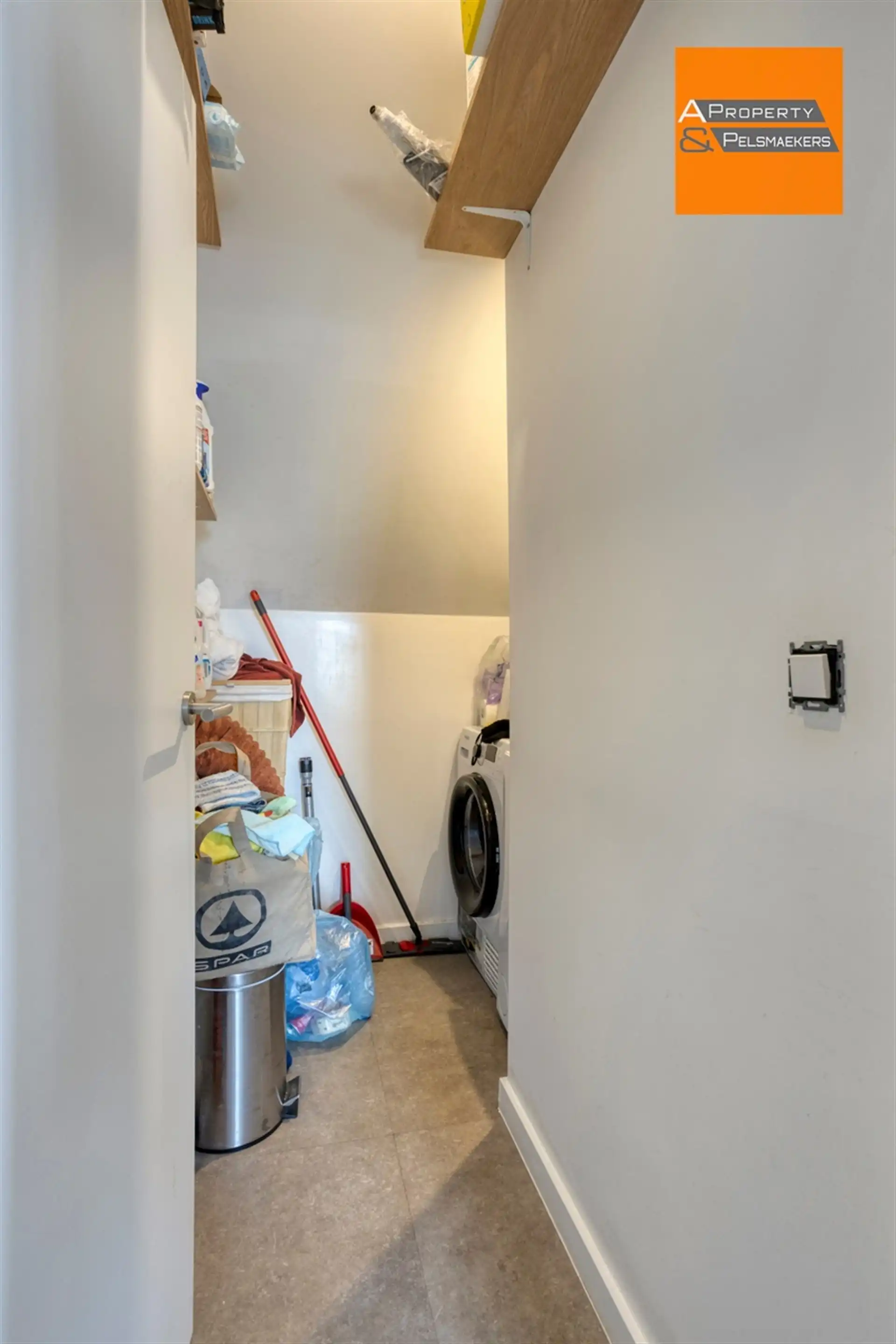 Woning met loods.  foto 15