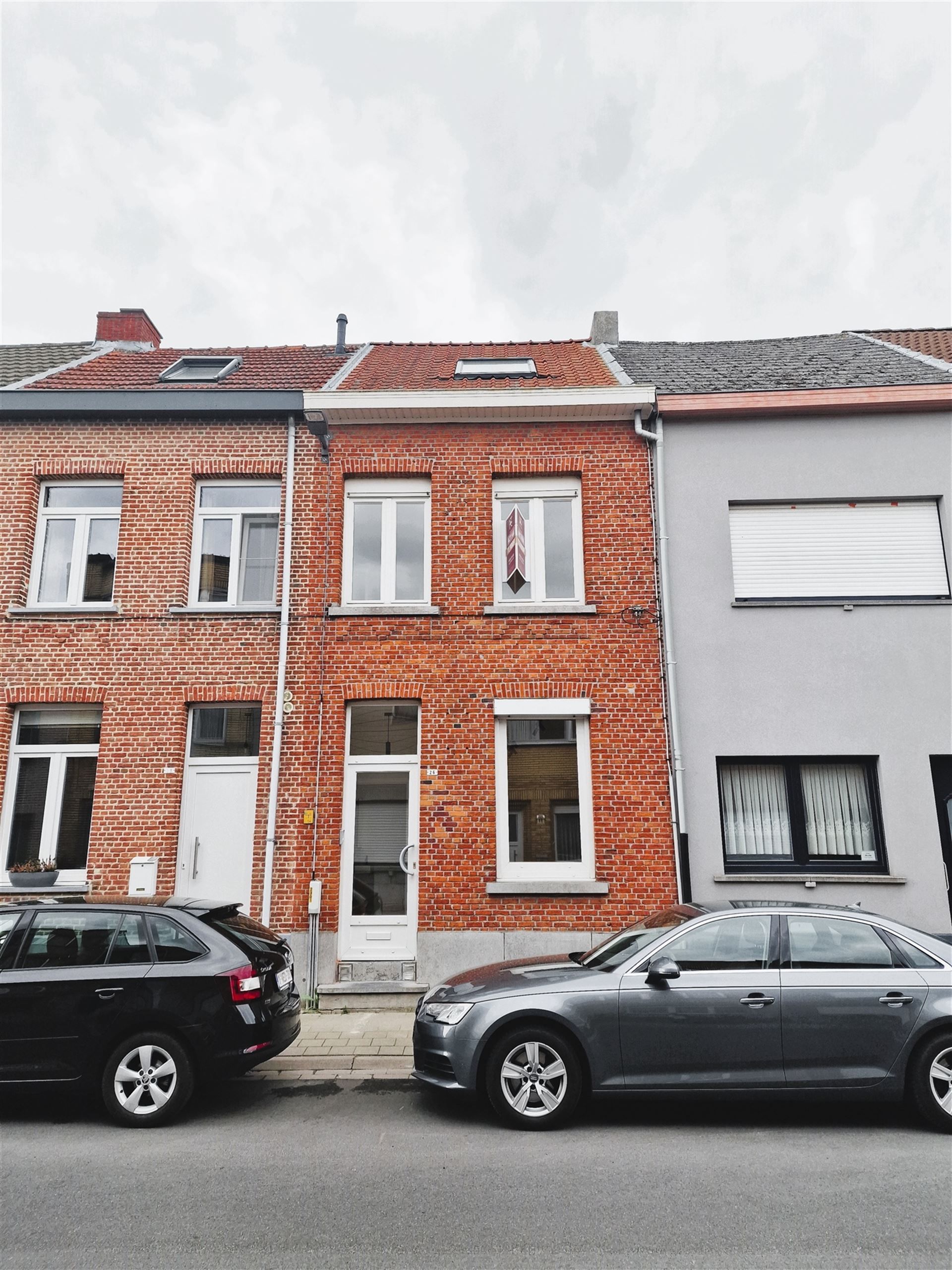 Gerenoveerde woning met 2 slpk en tuin foto 2
