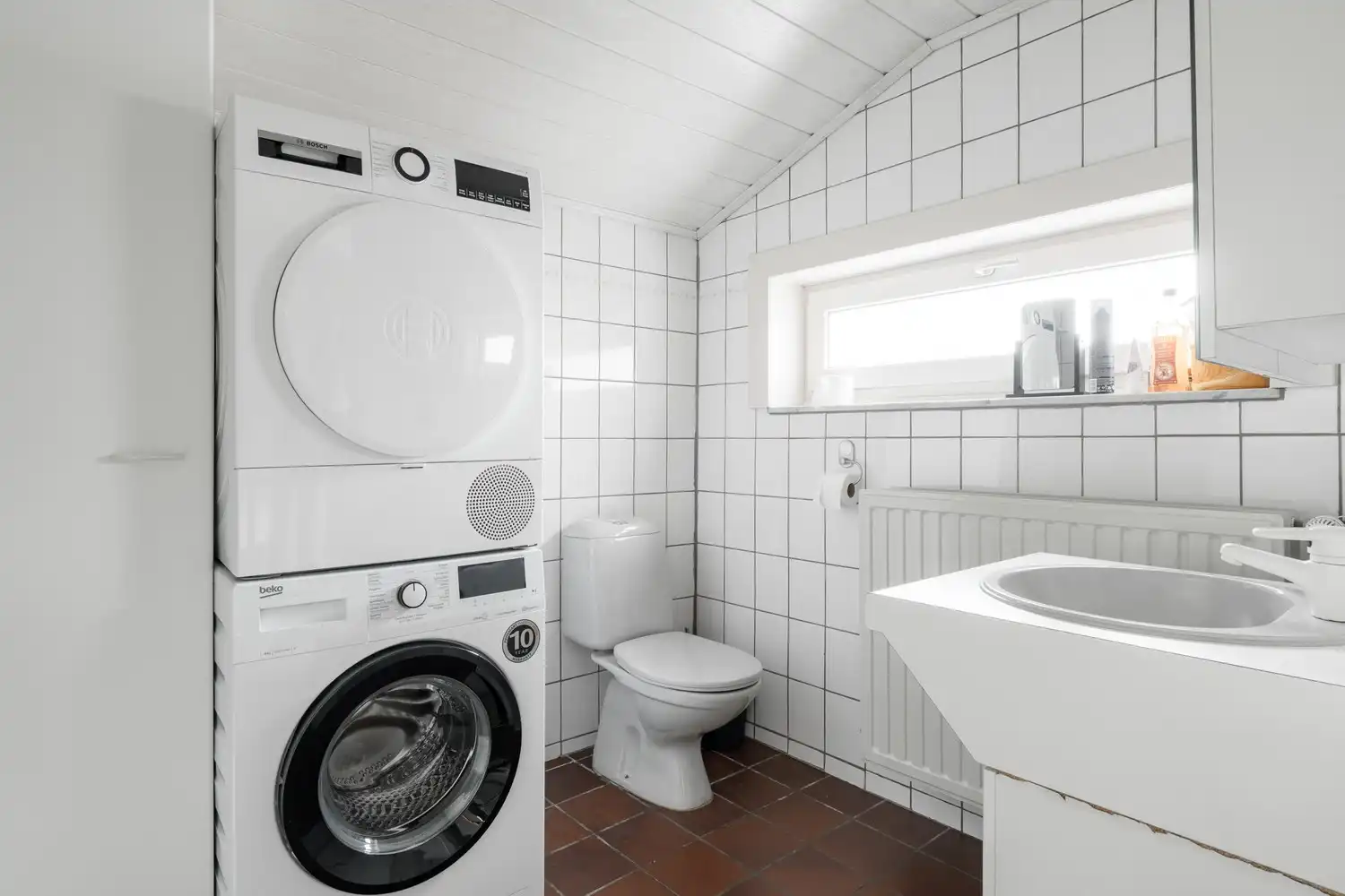 Instapklare  gezinswoning op ruim hoekperceel van 784 m² foto 21