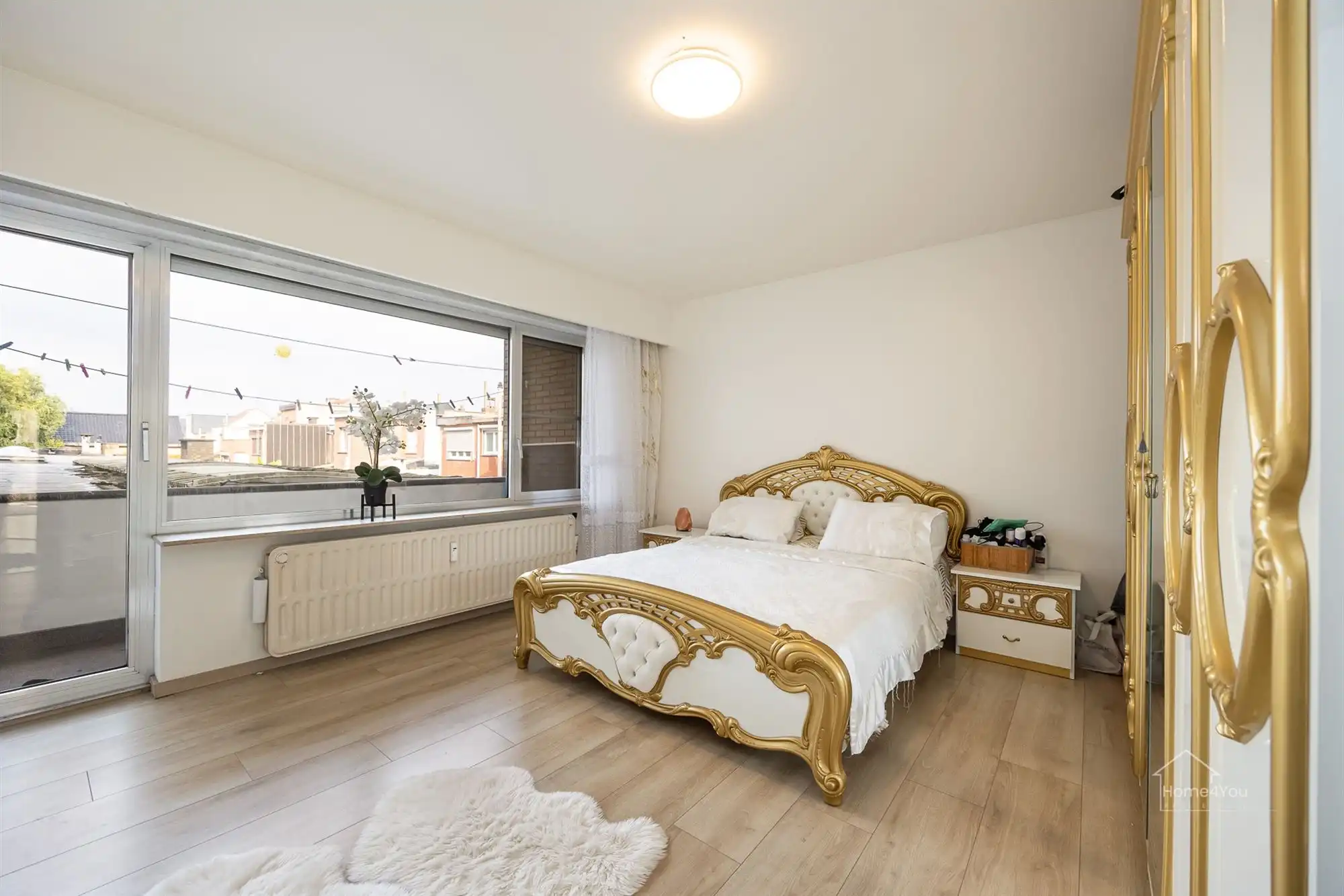Instapklaar appartement met 3 slpk, terras en een staanplaats te Deurne! foto 7