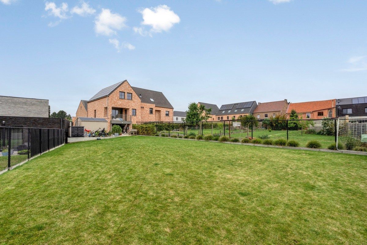 Gelijkvloers BEN-appartement met grote privétuin en parkeerplaats foto 3