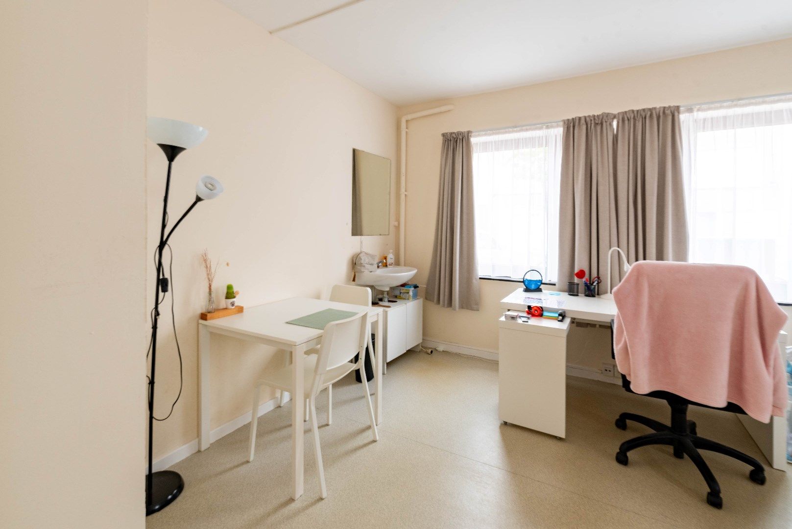 Ruime studentenstudio foto 3