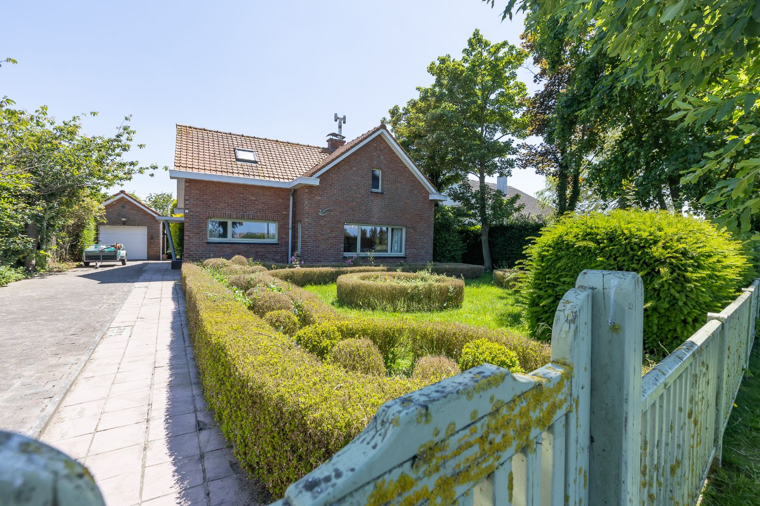 Unieke kans: te renoveren woning te Middelkerke met veel potentieel foto 22