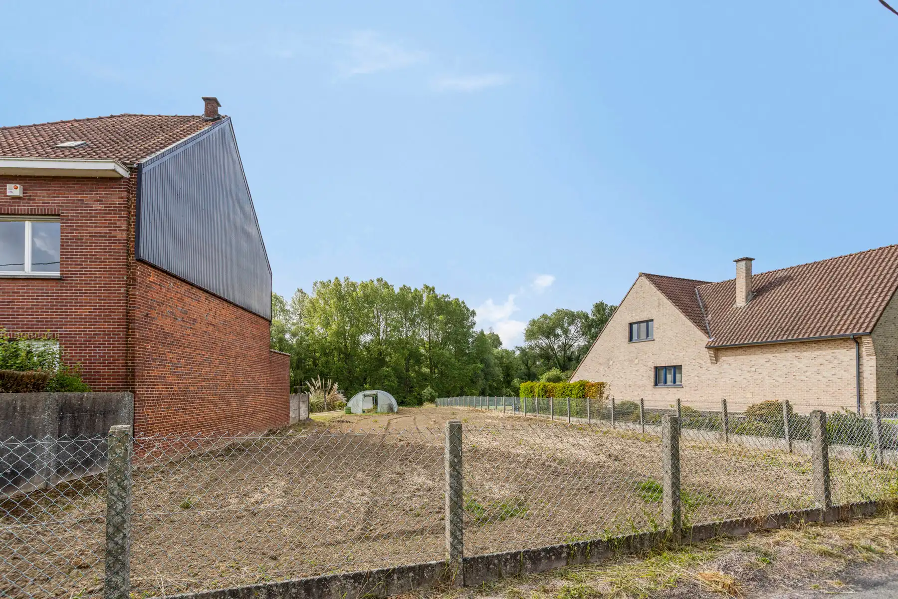 Grond te koop foto {{pictureIndex}}