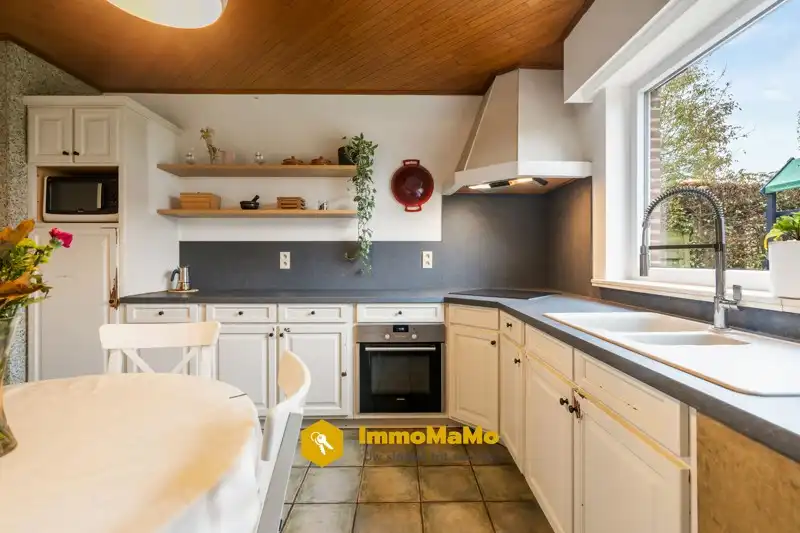 RUIME HALFOPEN BEBOUWING MET 4 SLAAPKAMERS TE KOOP IN LOKEREN foto 10