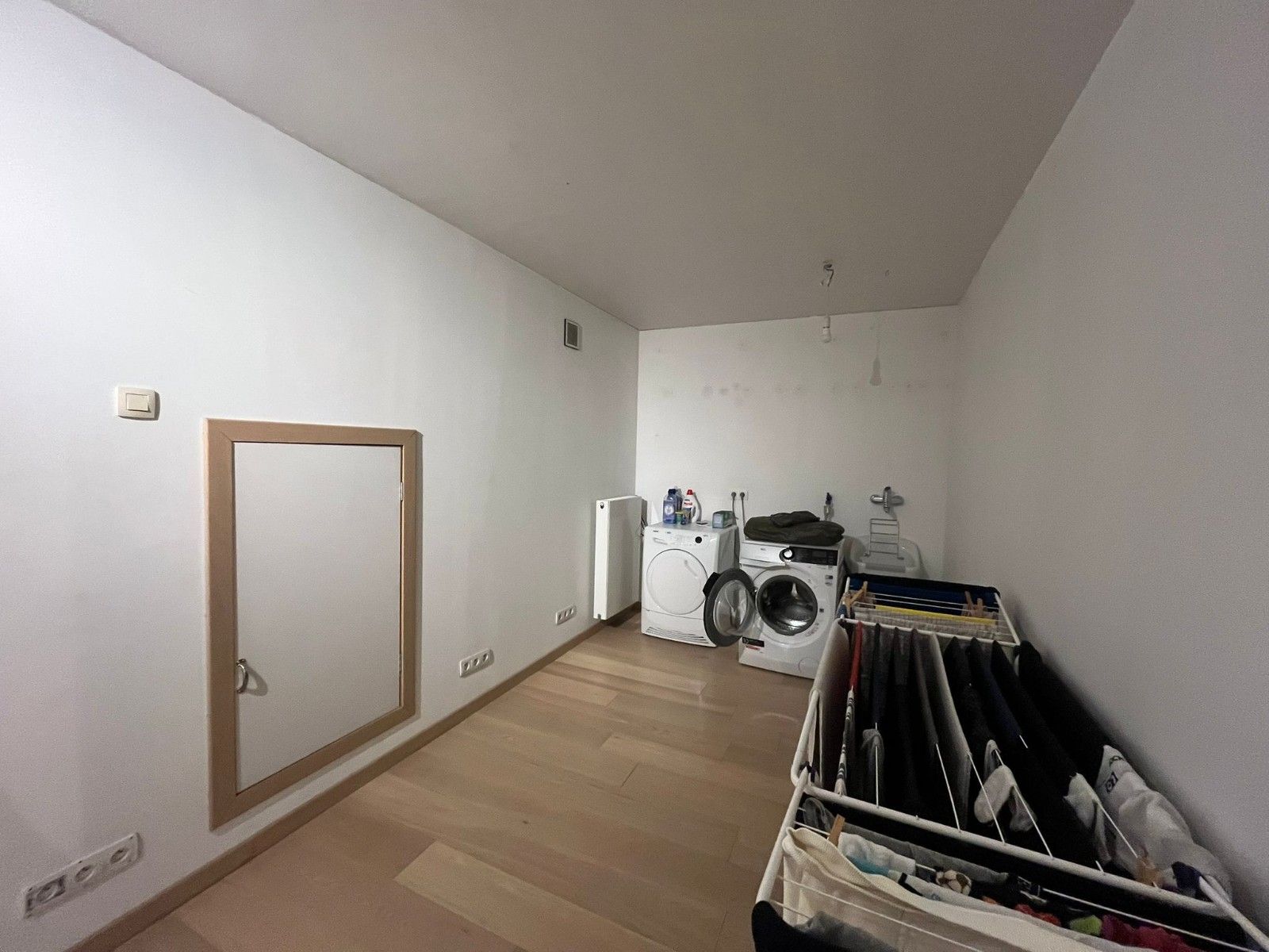 Uiterst ruim en luxueus appartement 130m² nabij het centrum van Waregem foto 14