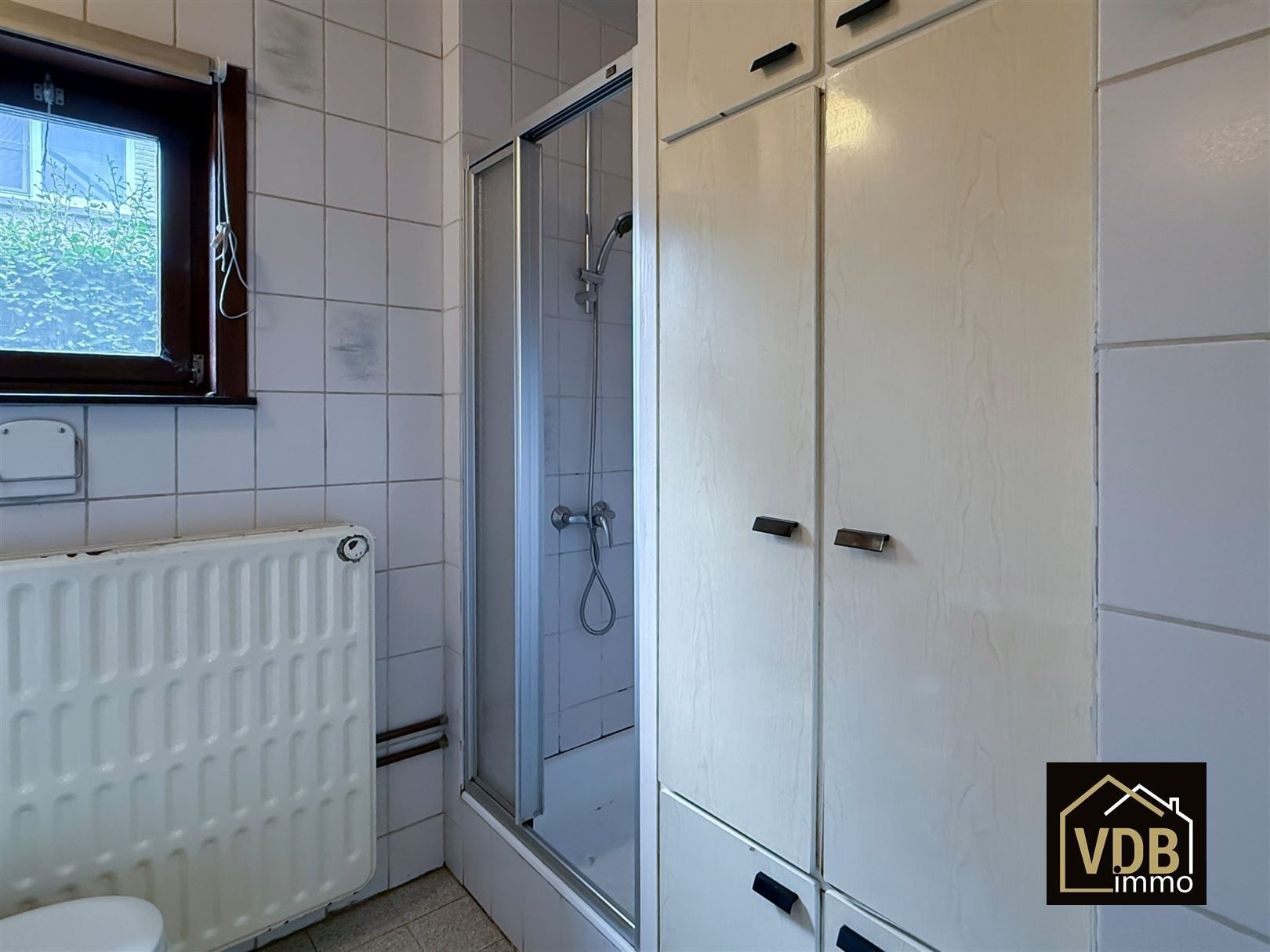  WONING MET 3 SLAAPKAMERS EN MEERDERE GARAGES foto 21