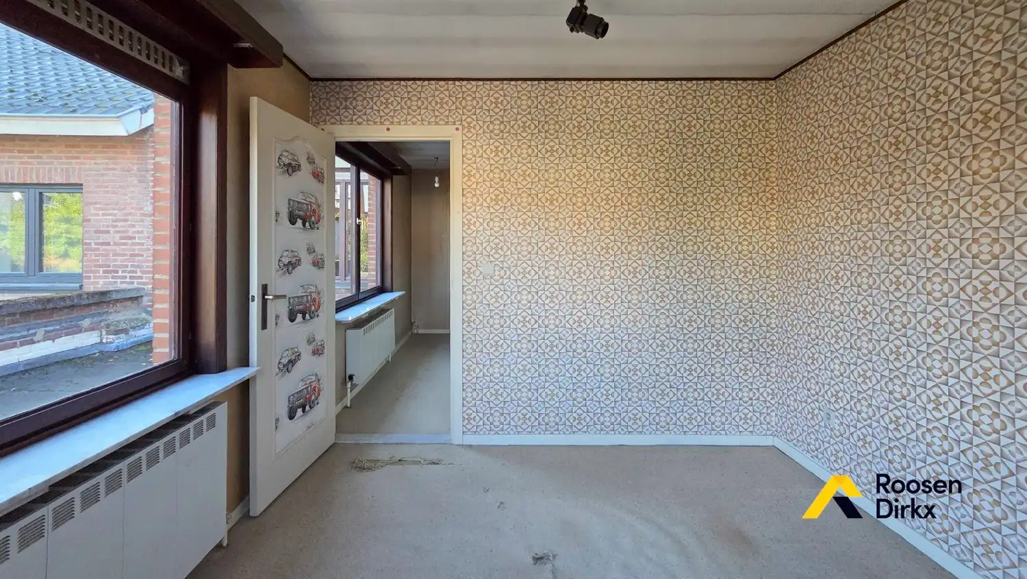 Ruime stadswoning met tuin en dubbele garage hartje MAASEIK! foto 20